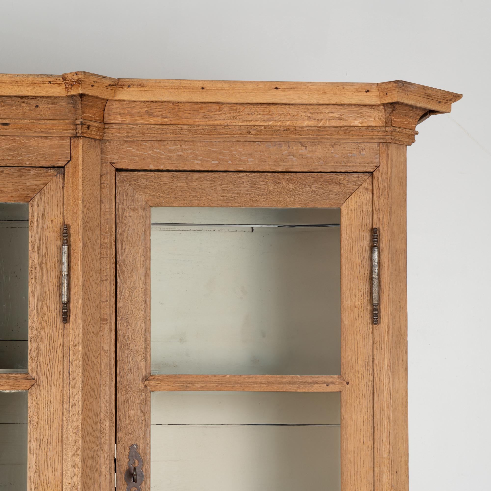 French Bleached Oak Display Cabinet Large Bookcase, circa 1890 1