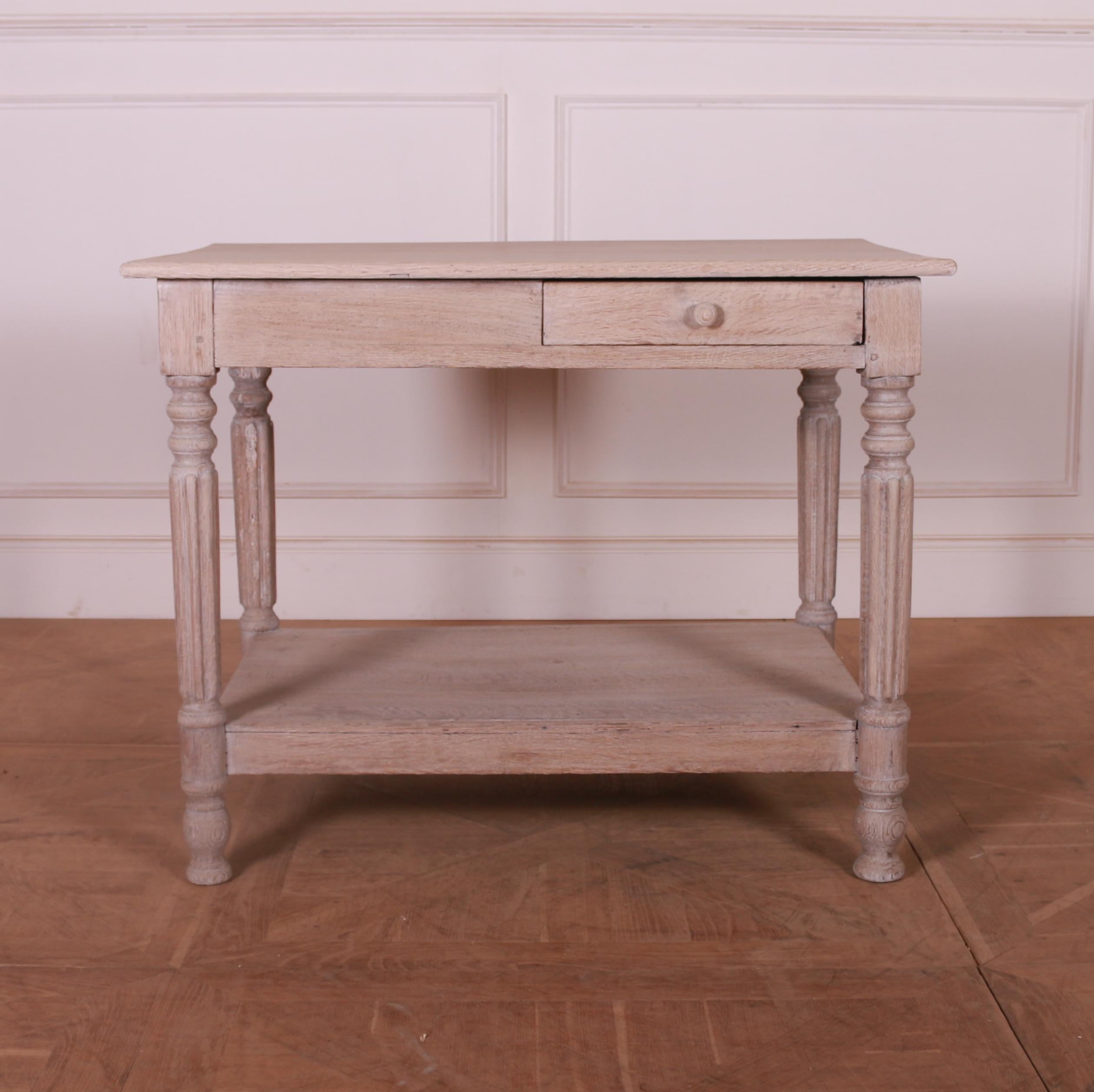 Very small 19th century French bleached oak drapers table. 1890.


Dimensions
39.5 inches (100 cms) wide
27 inches (69 cms) deep
31.5 inches (80 cms) high.
 