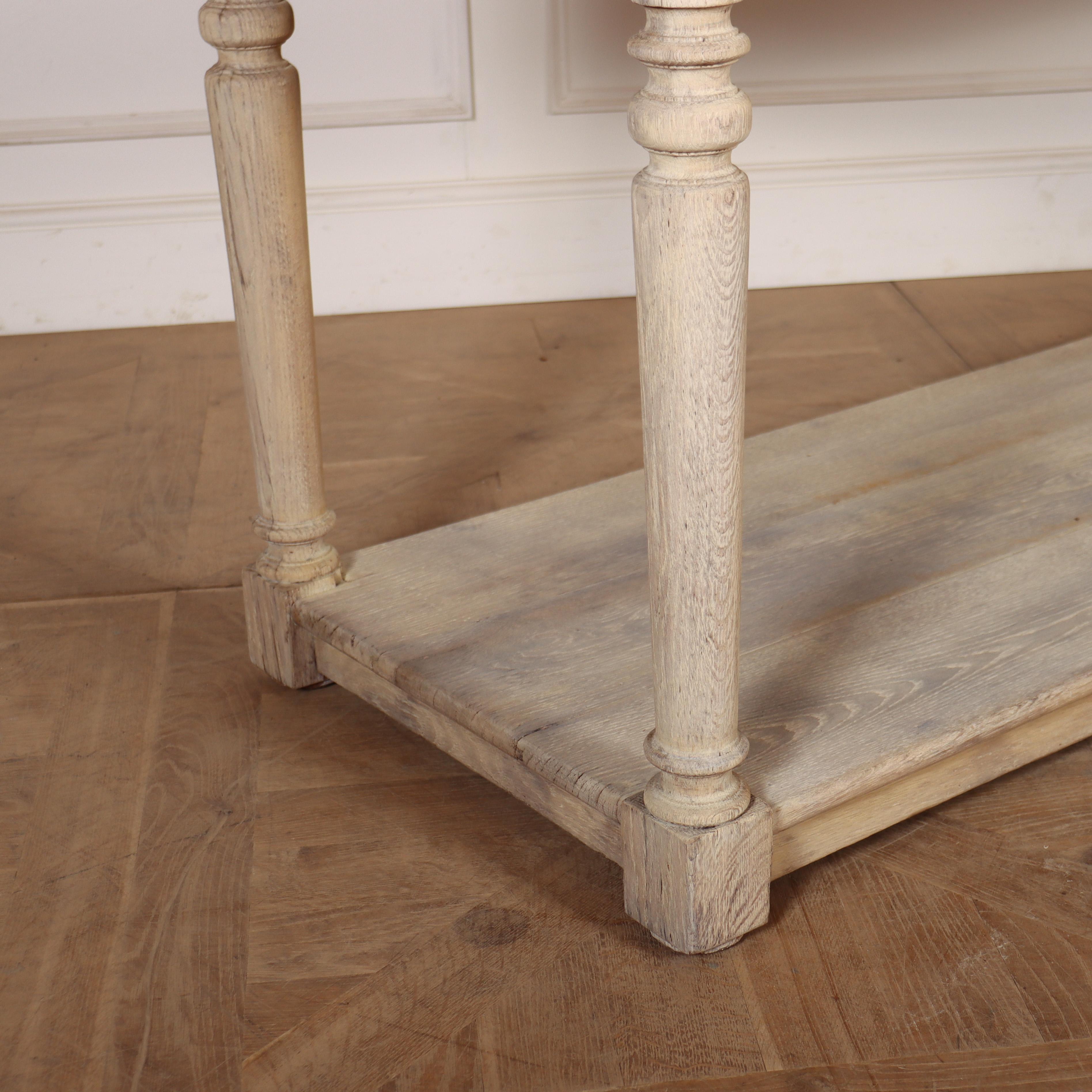 French Bleached Oak Drapers Table In Good Condition For Sale In Leamington Spa, Warwickshire