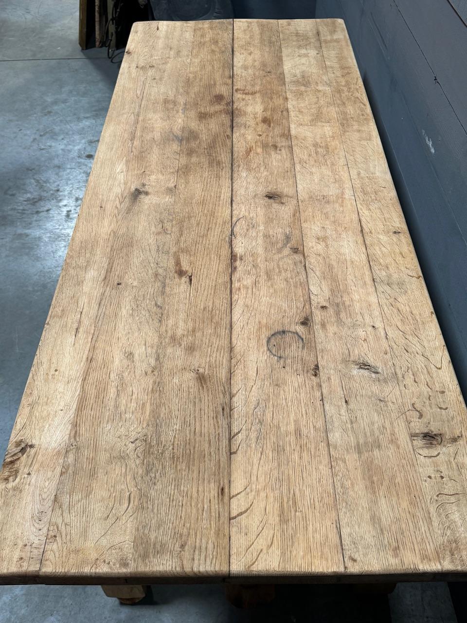 French Bleached Oak Farmhouse Dining Table  For Sale 6