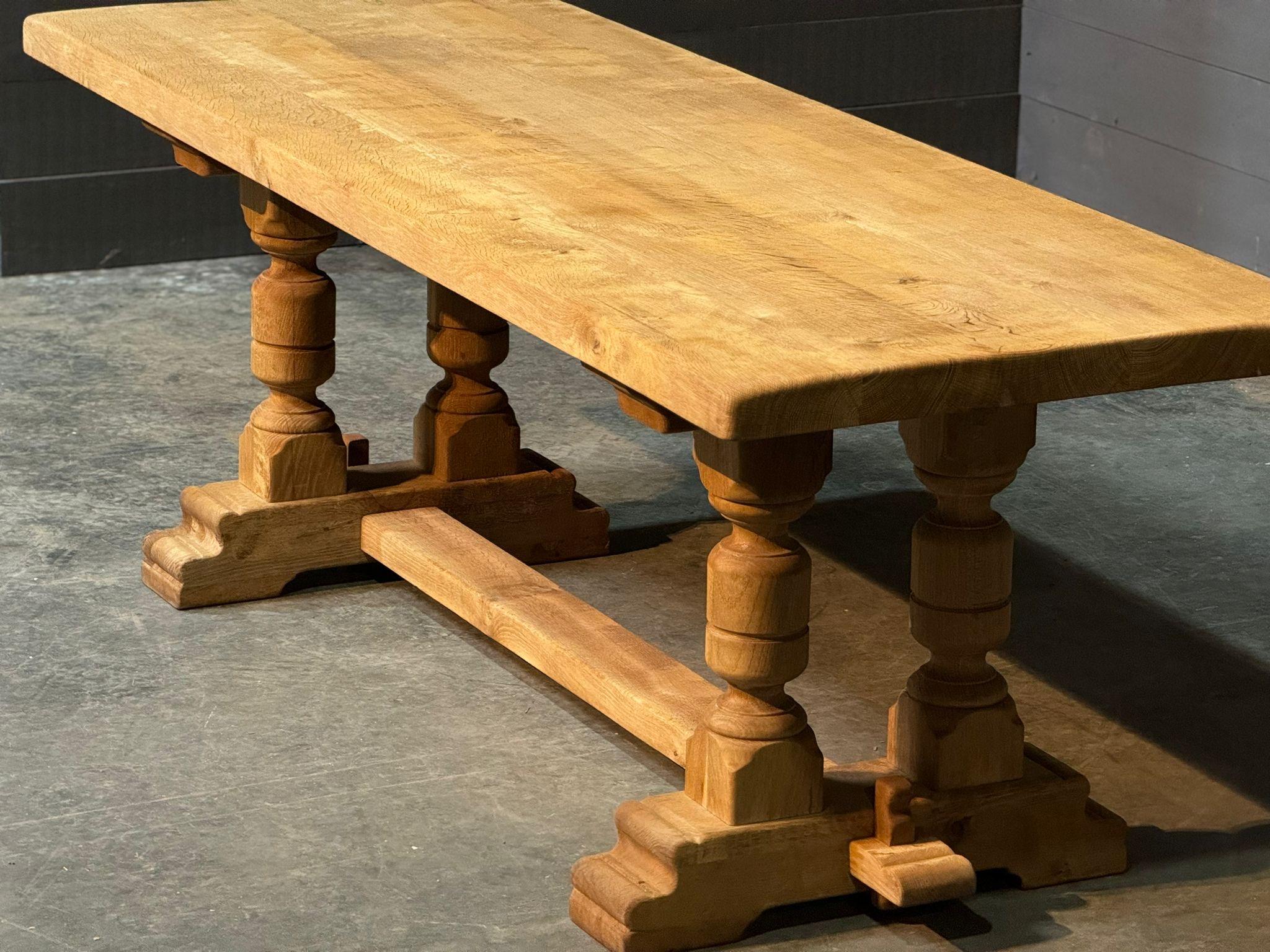French Bleached Oak Farmhouse Dining Table  For Sale 6