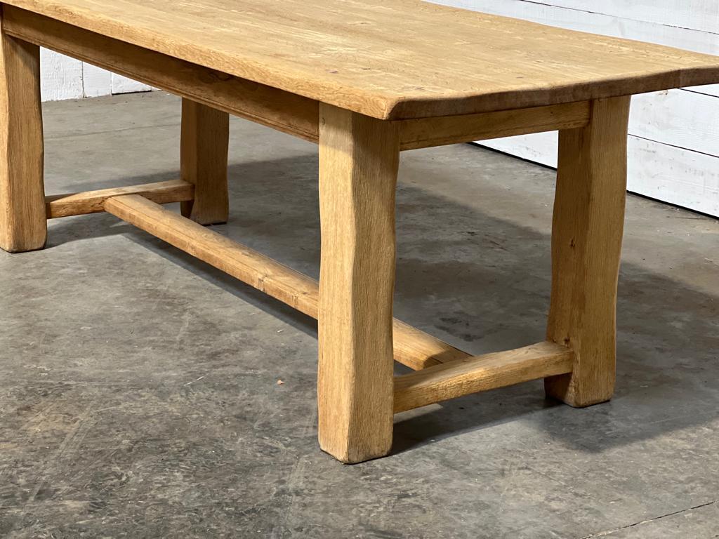 French Bleached Oak Farmhouse Dining Table  For Sale 7