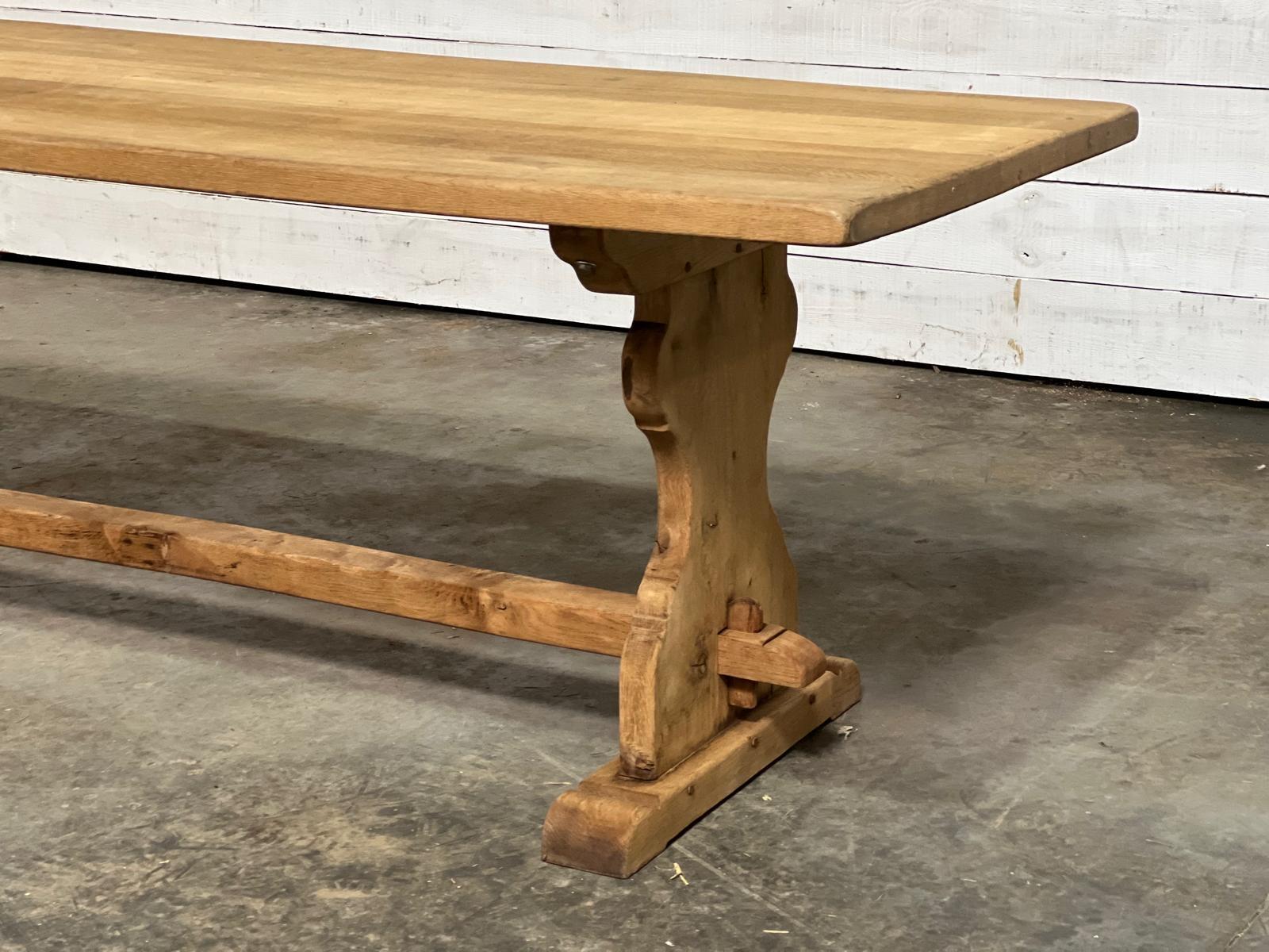French Bleached Oak Farmhouse Dining Table  For Sale 4