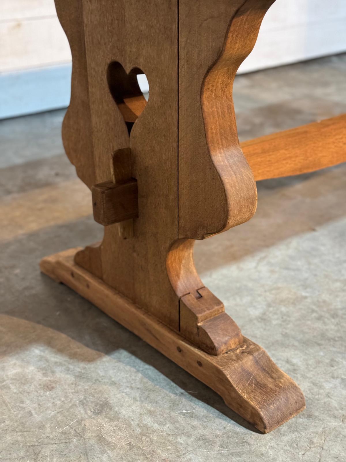 French Bleached Oak Farmhouse Dining Table (hearts) For Sale 8