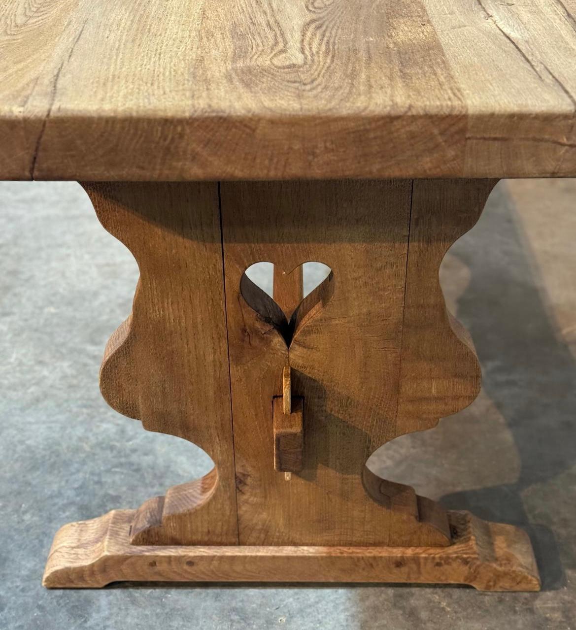 French Bleached Oak Farmhouse Dining Table (hearts) For Sale 9