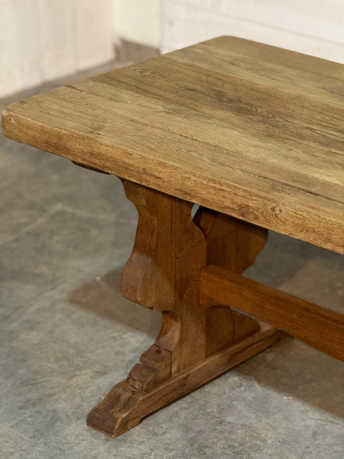 French Bleached Oak Farmhouse Dining Table (hearts) For Sale 12