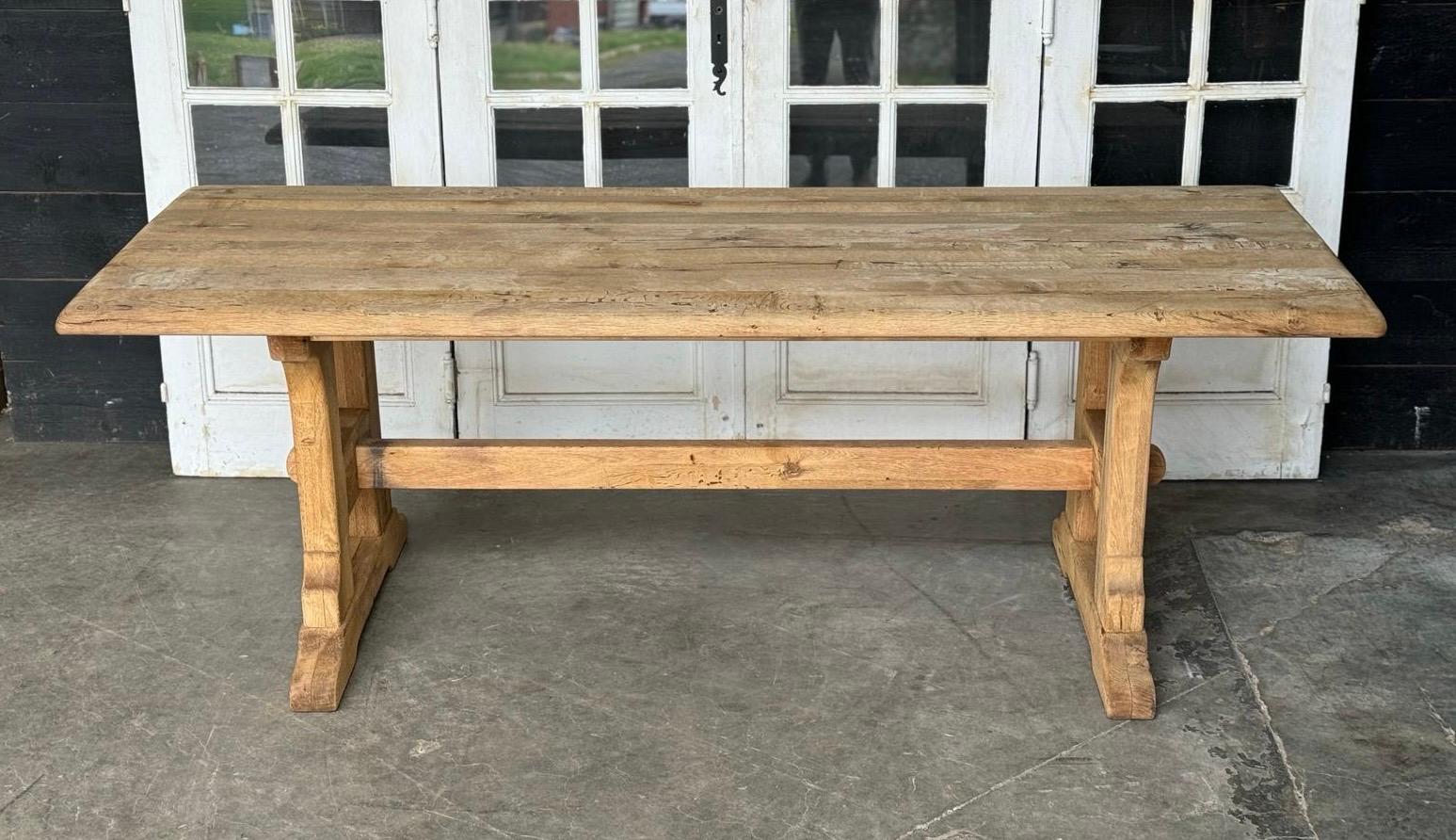 French Bleached Oak Farmhouse Trestle Dining Table  For Sale 11