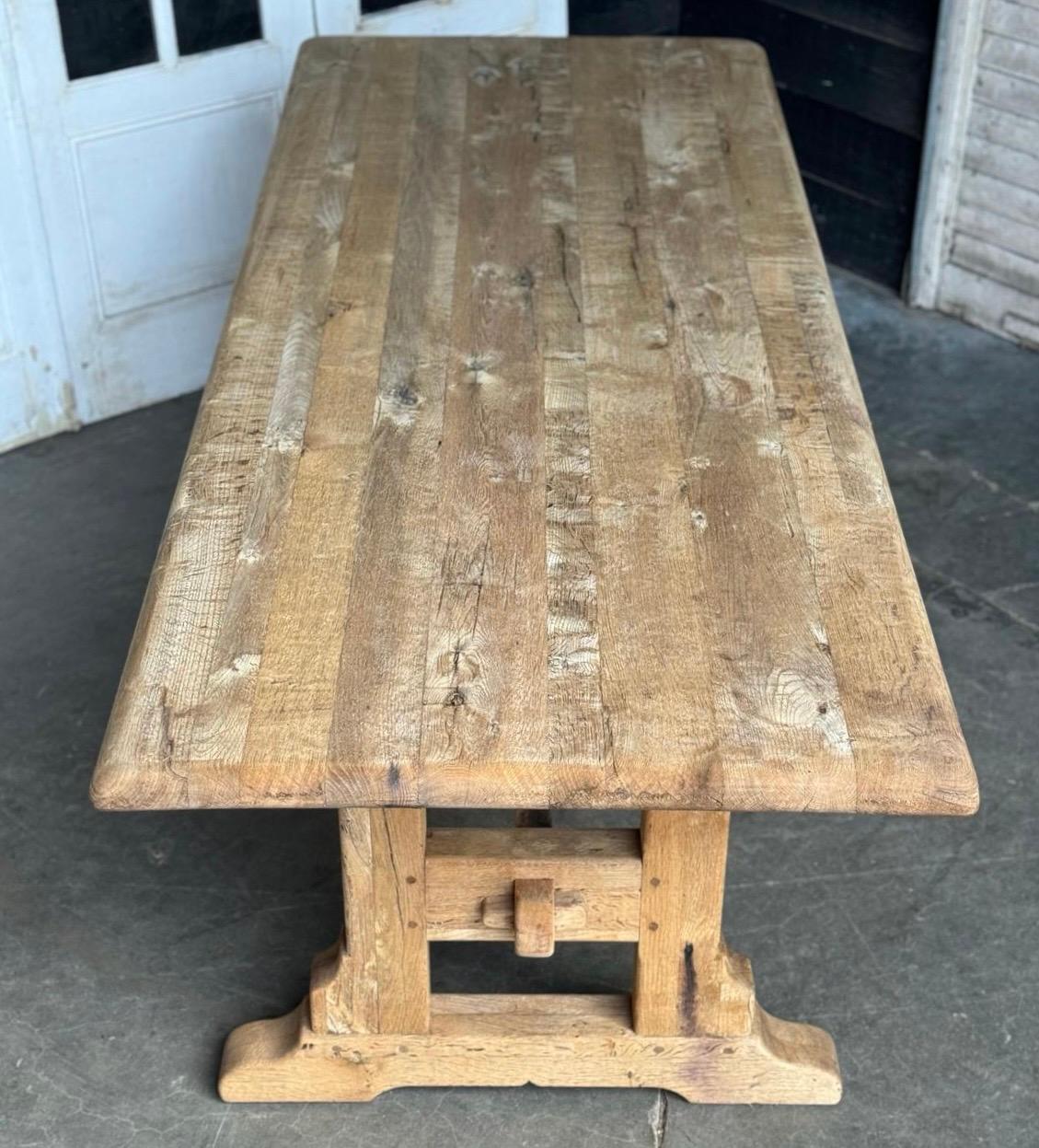 French Bleached Oak Farmhouse Trestle Dining Table  For Sale 3