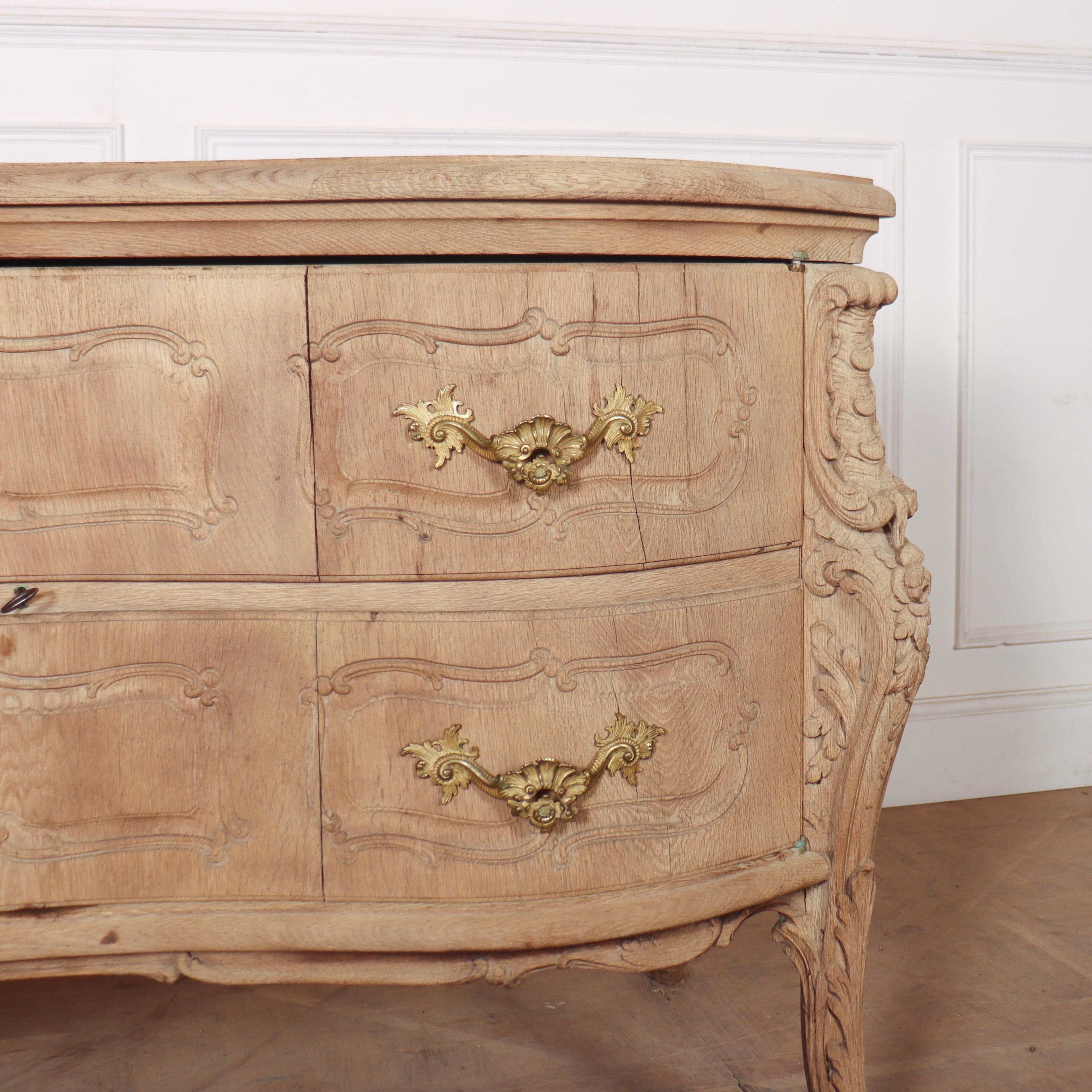 French Bleached Oak Sideboard In Good Condition For Sale In Leamington Spa, Warwickshire