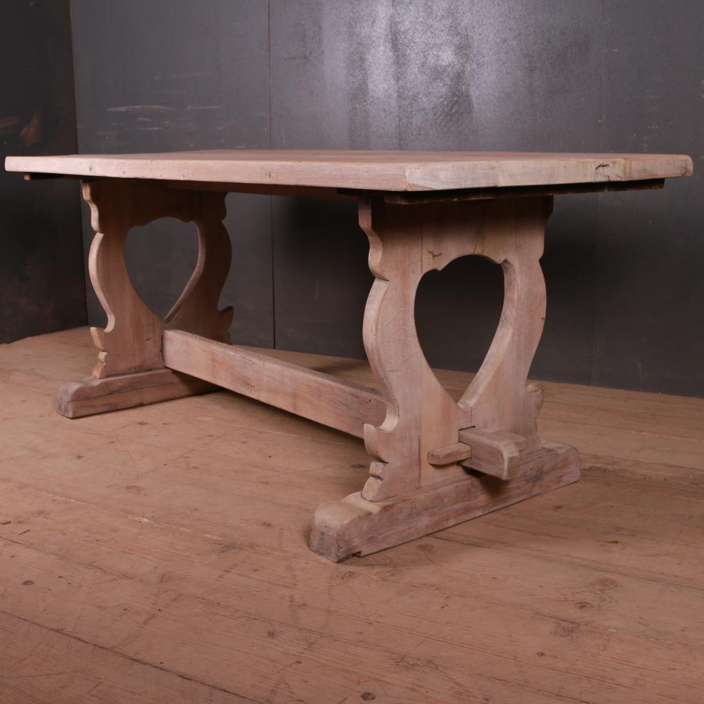 Good 19th C French bleached oak trestle table, 1890

Dimensions
72 inches (183 cms) wide
30 inches (76 cms) deep
29 inches (74 cms) high.
 
  