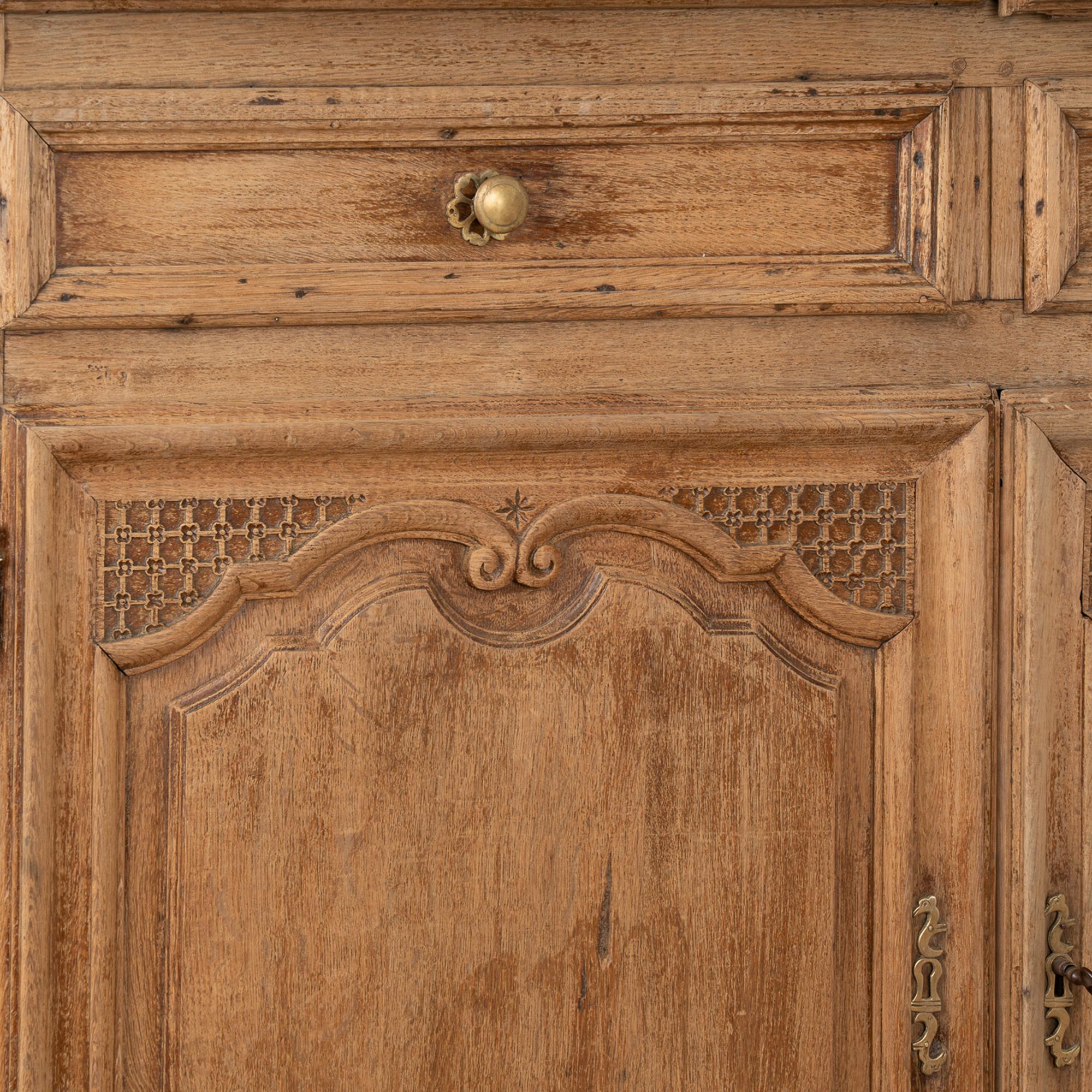 French Bleached Oak Vitrine Cabinet, circa 1770-1800 6