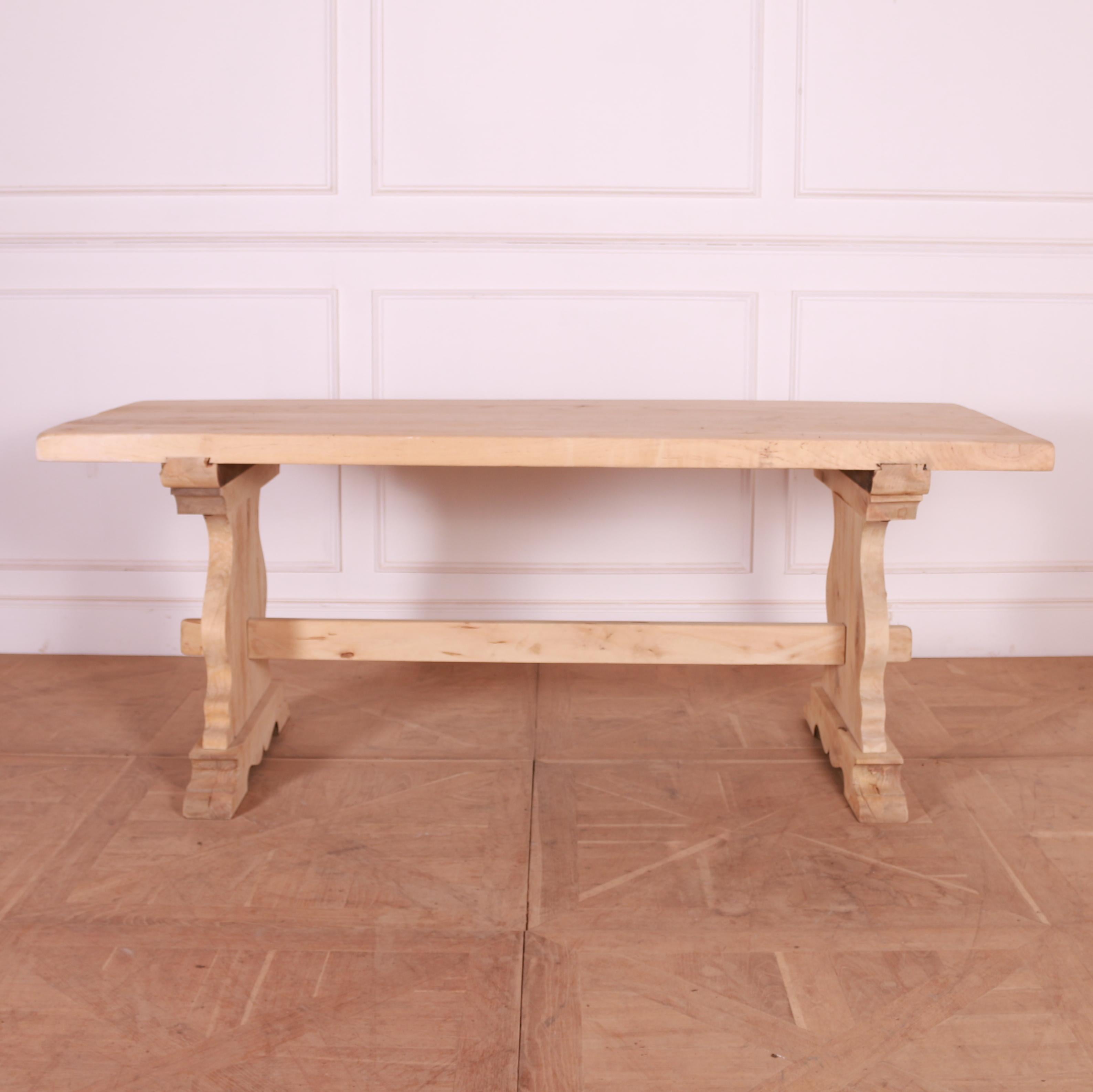 French Bleached Sycamore Table In Good Condition For Sale In Leamington Spa, Warwickshire