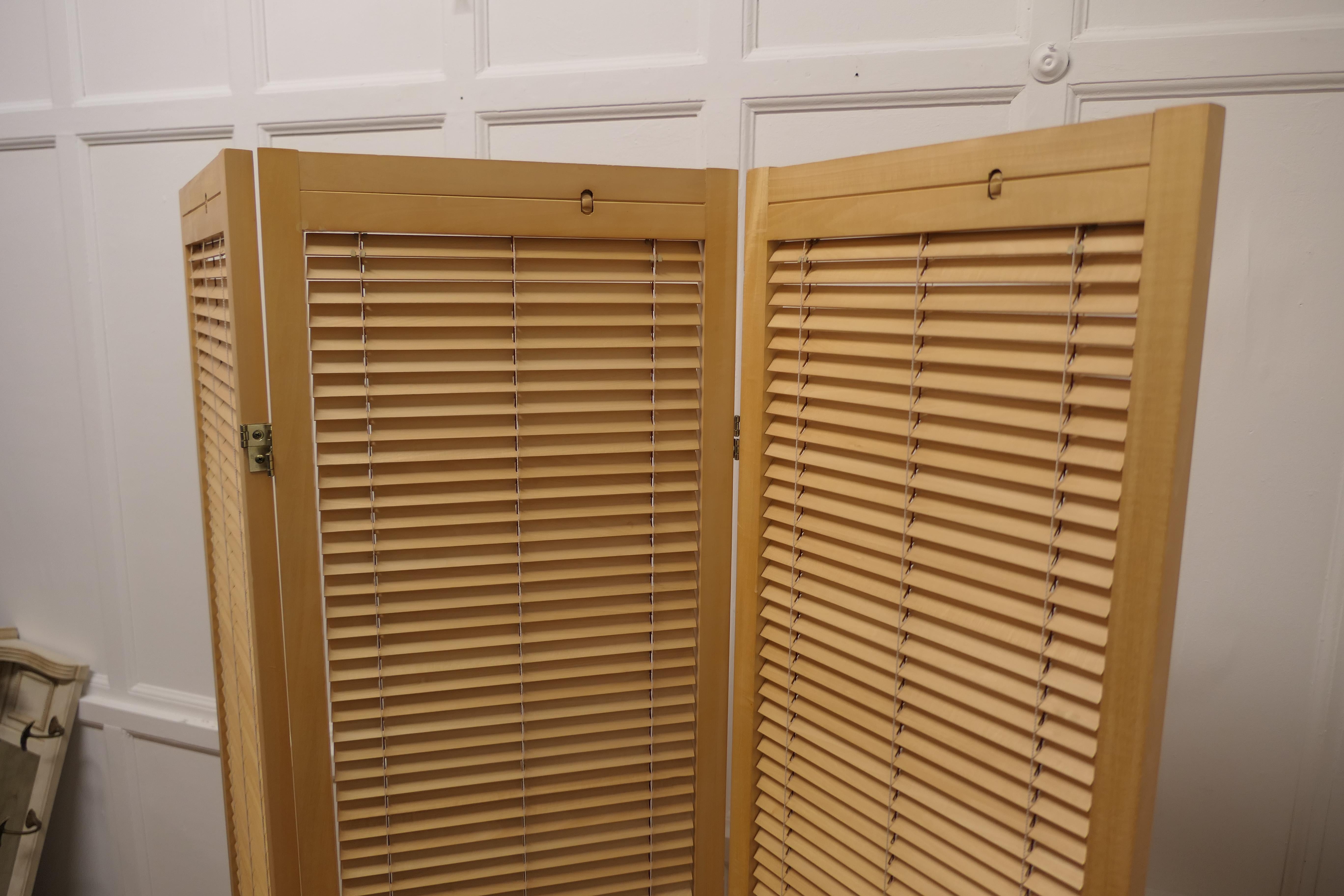 French Blonde Beech Louvered Screen Room Divider the Screen Has 3 Folds For Sale 1