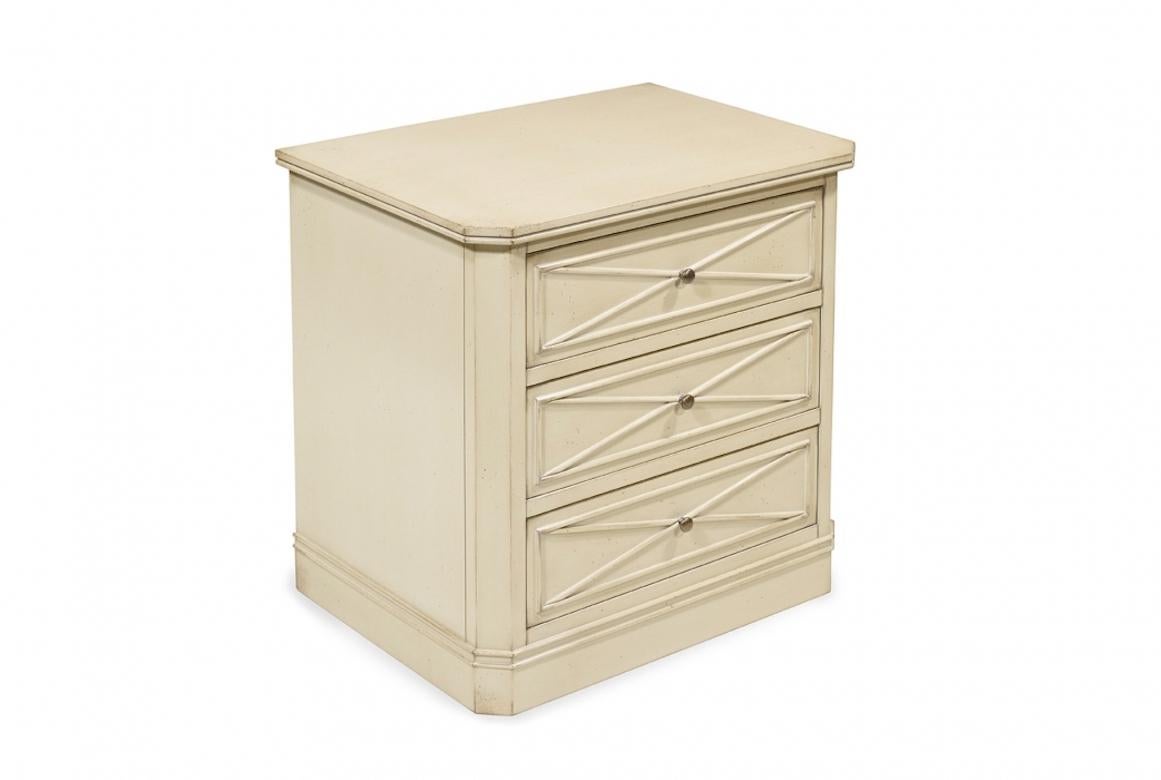 French Blow Bedside Table, 20th Century In Excellent Condition For Sale In London, GB
