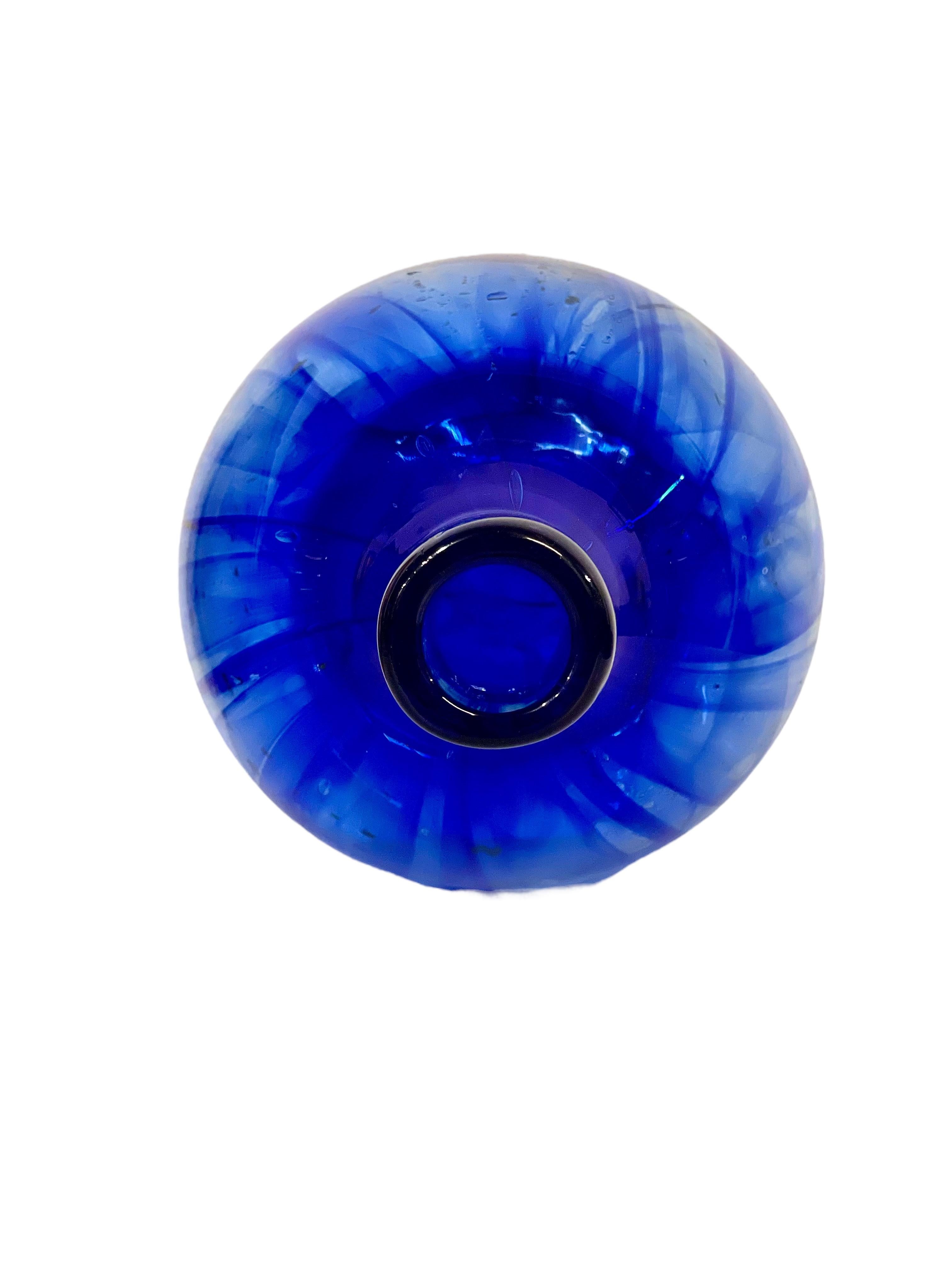 Blue Blown Glass Vase by Jean Claude Novaro In Good Condition For Sale In LA CIOTAT, FR