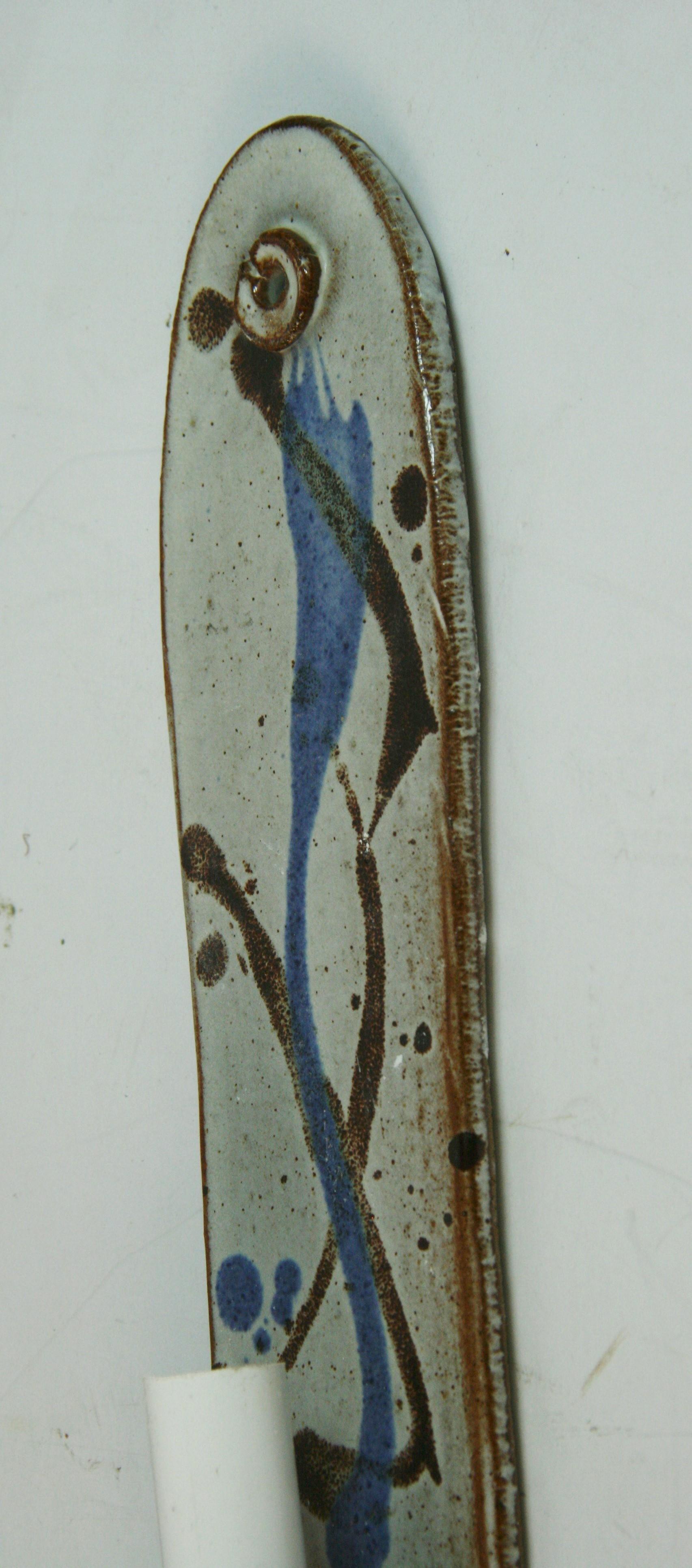 Paire d'appliques en porcelaine bleue et beige en vente 6