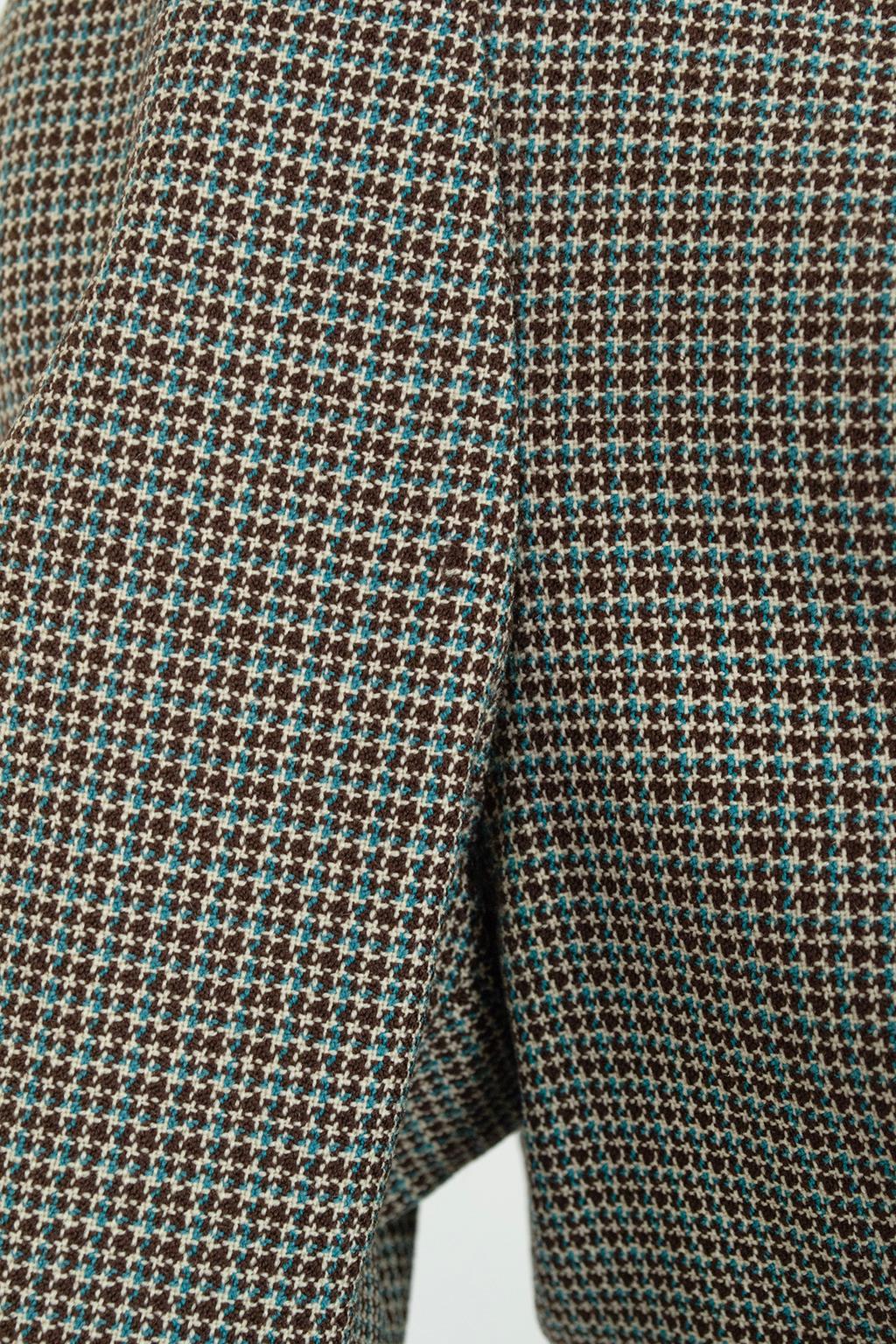 French Blue and Brown Houndstooth Cutaway Suit with Novelty Buttons – S-M, 1940s For Sale 15