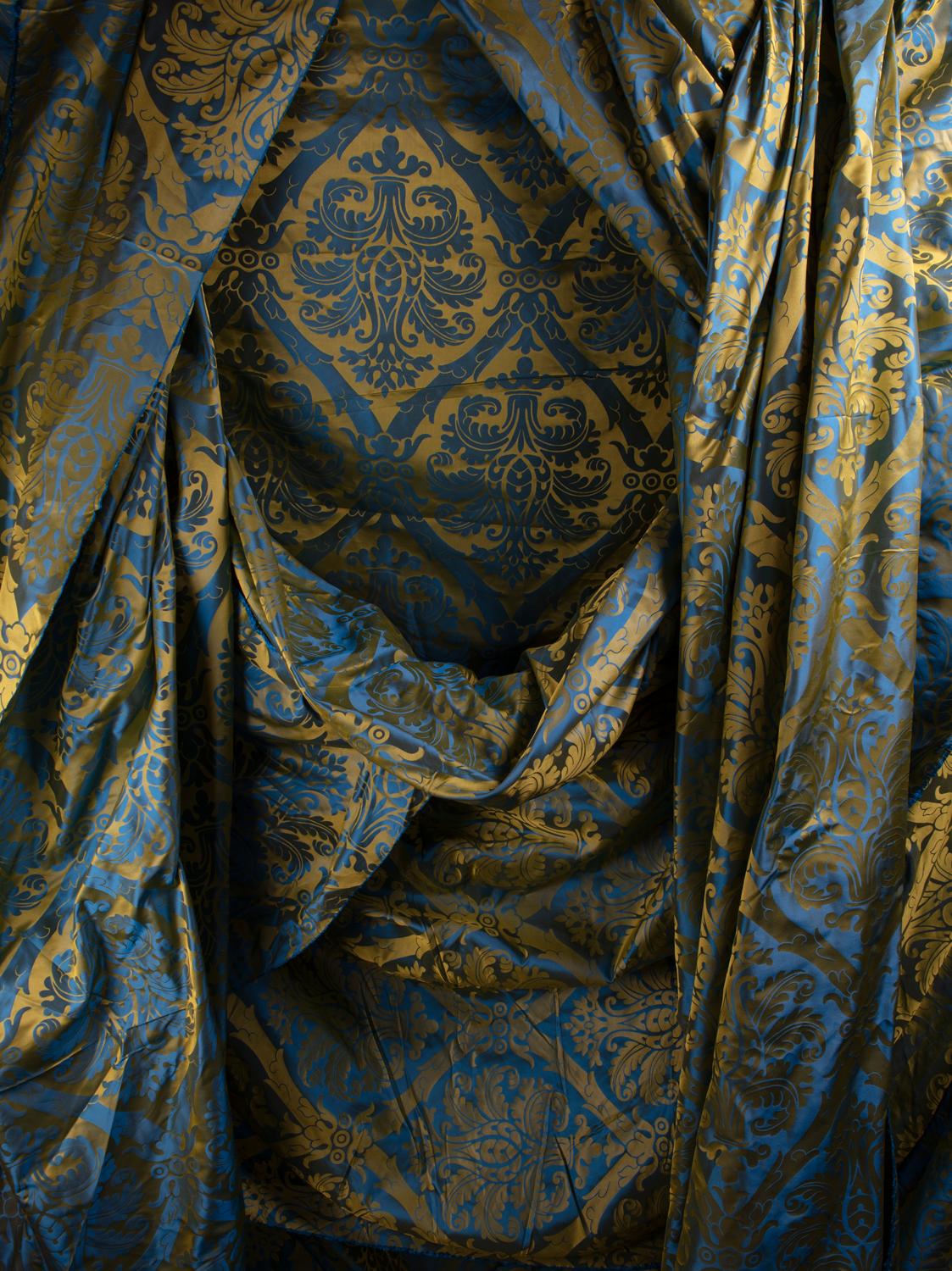 Aubusson French Blue and Gold Silk Woven Scalamandre Style Designer Damask Fabric For Sale