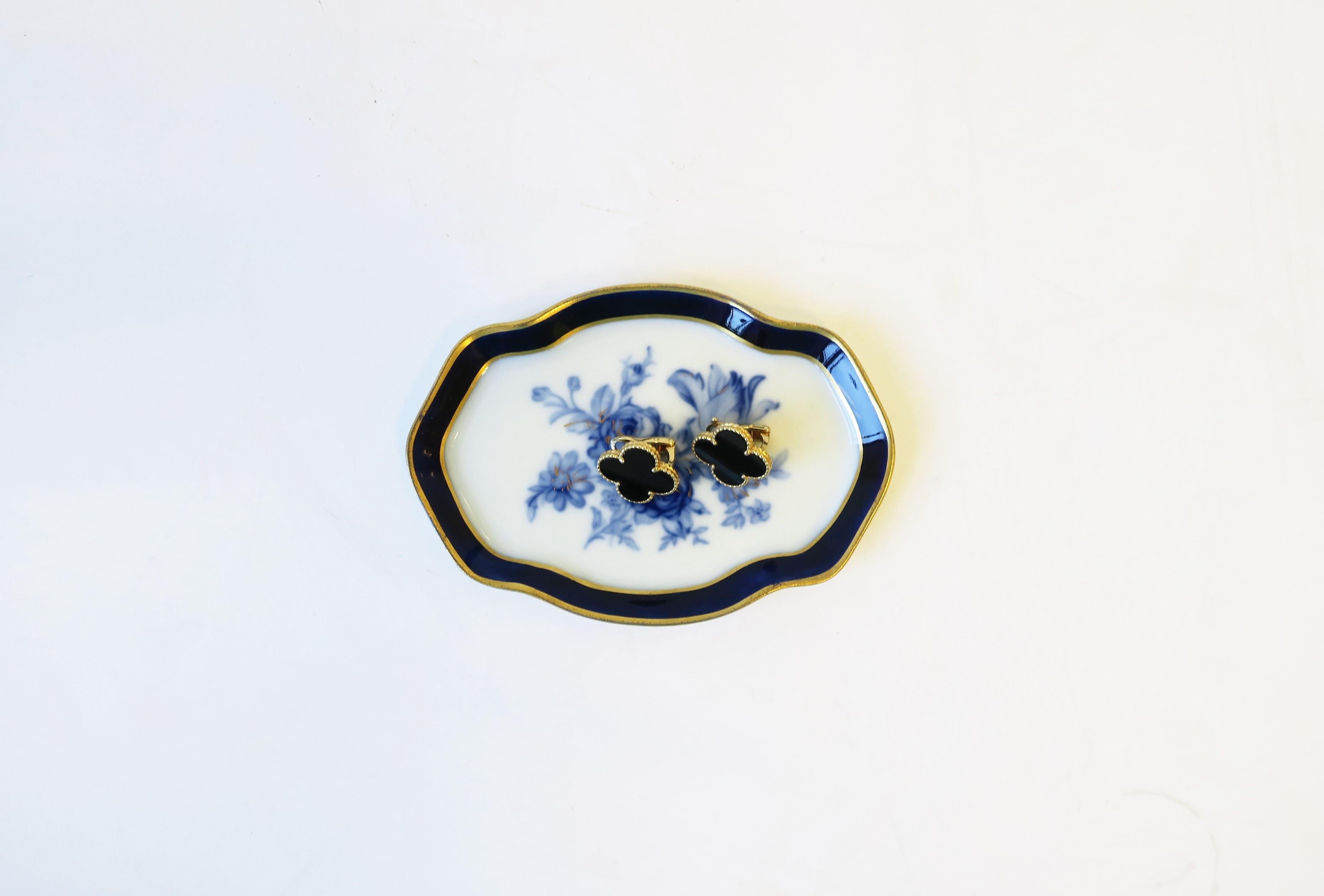 Glazed French Blue and White Porcelain Jewelry Dish in the Rococo Style For Sale