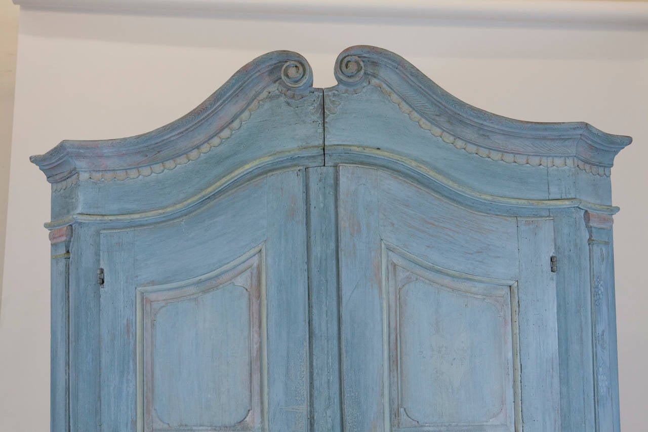 French Blue Armoire In Good Condition In Los Angeles, CA
