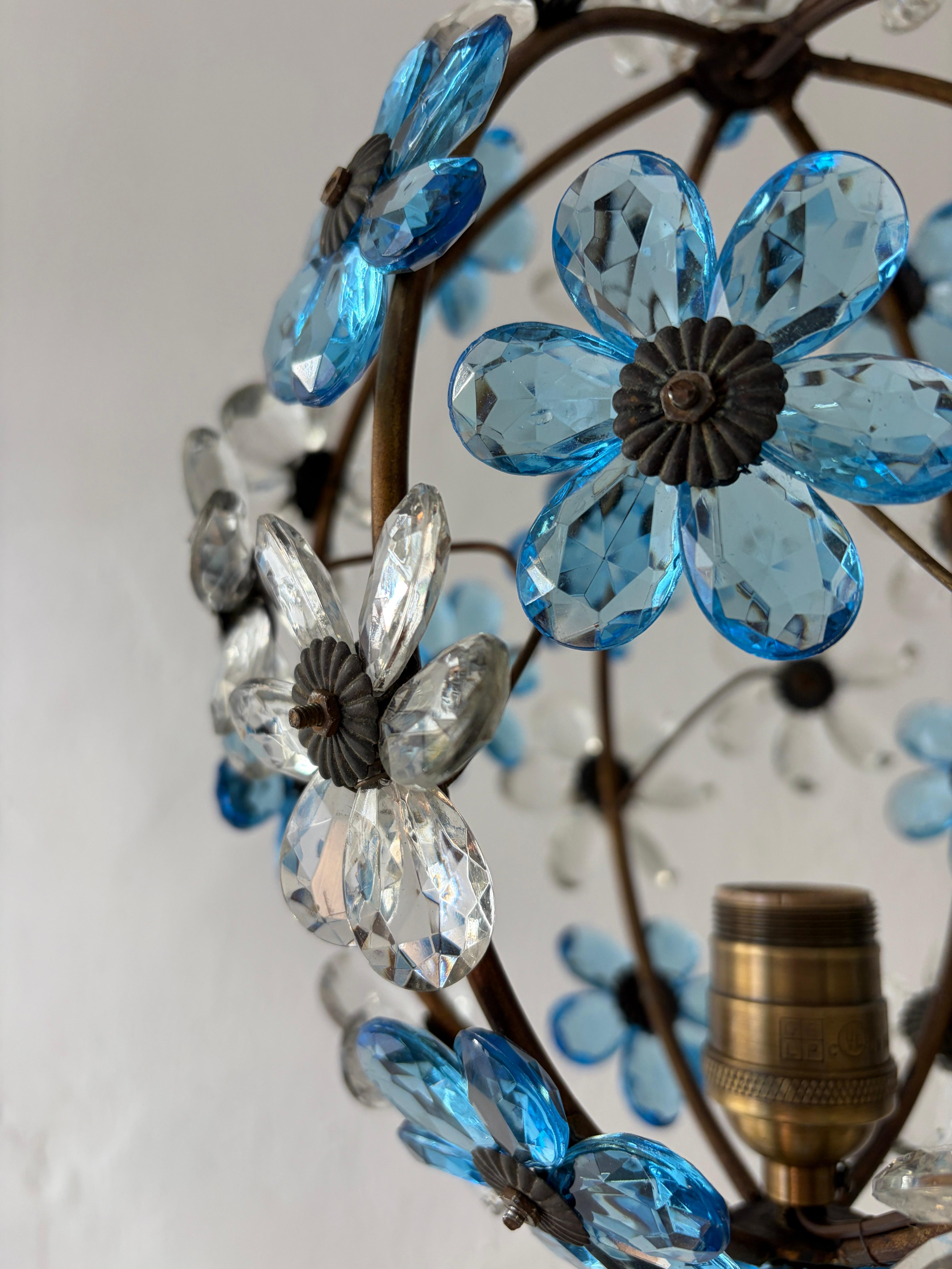 French Blue Flower Ball Crystal Prisms Maison Baguès Style Chandelier, 1920s For Sale 1