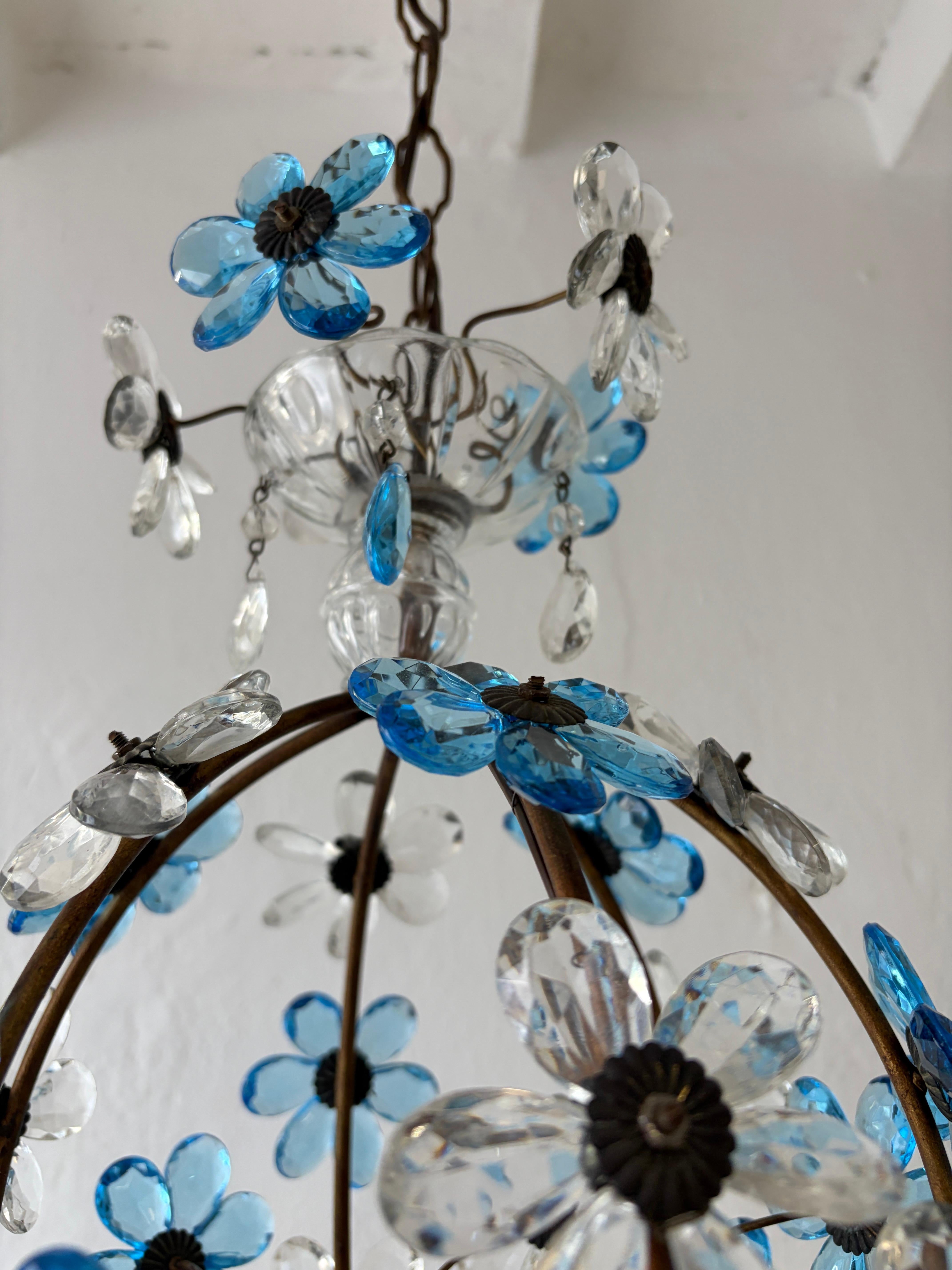 French Blue Flower Ball Crystal Prisms Maison Baguès Style Chandelier, 1920s For Sale 2