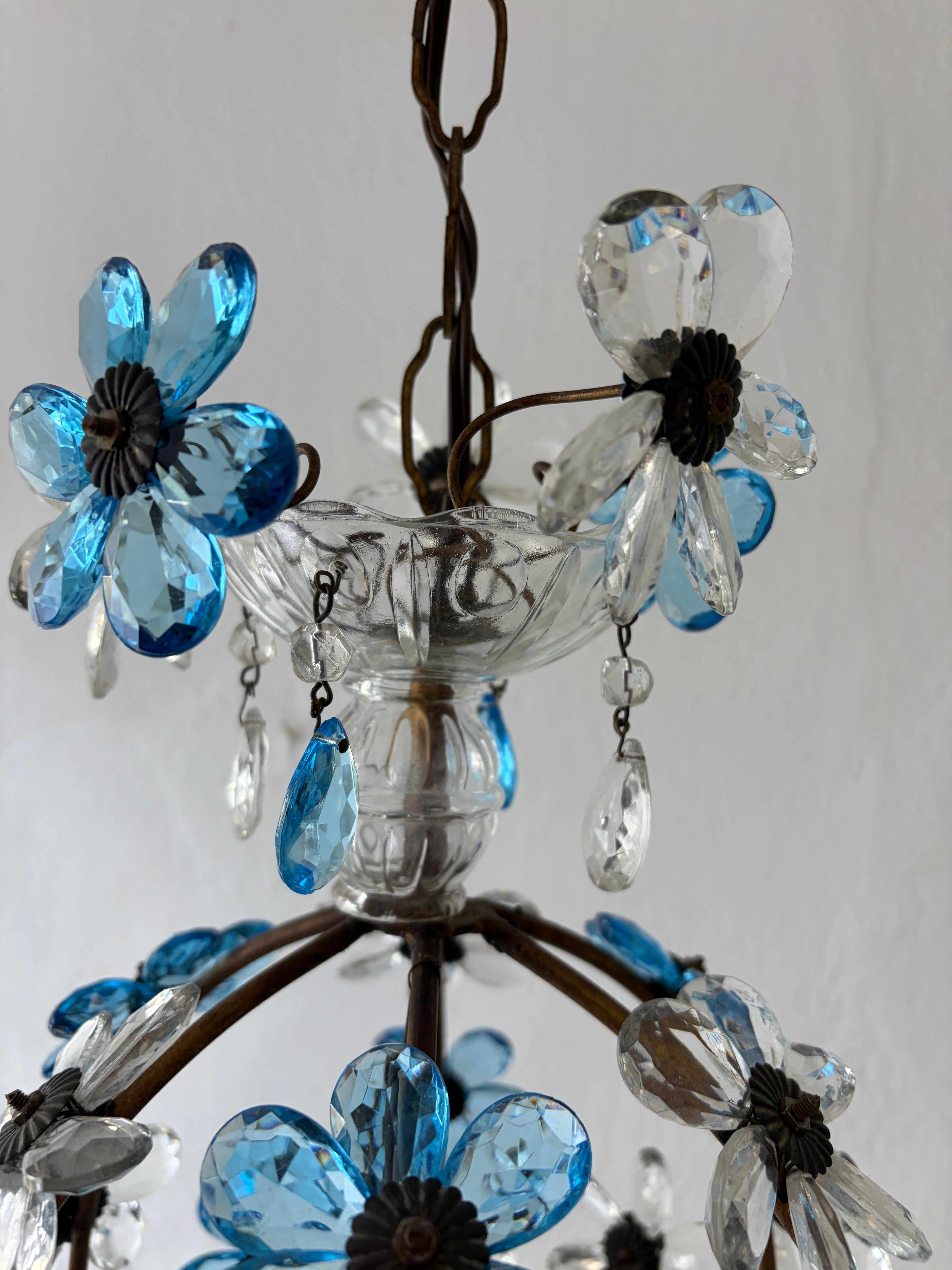 French Blue Flower Ball Crystal Prisms Maison Baguès Style Chandelier, 1920s For Sale 3