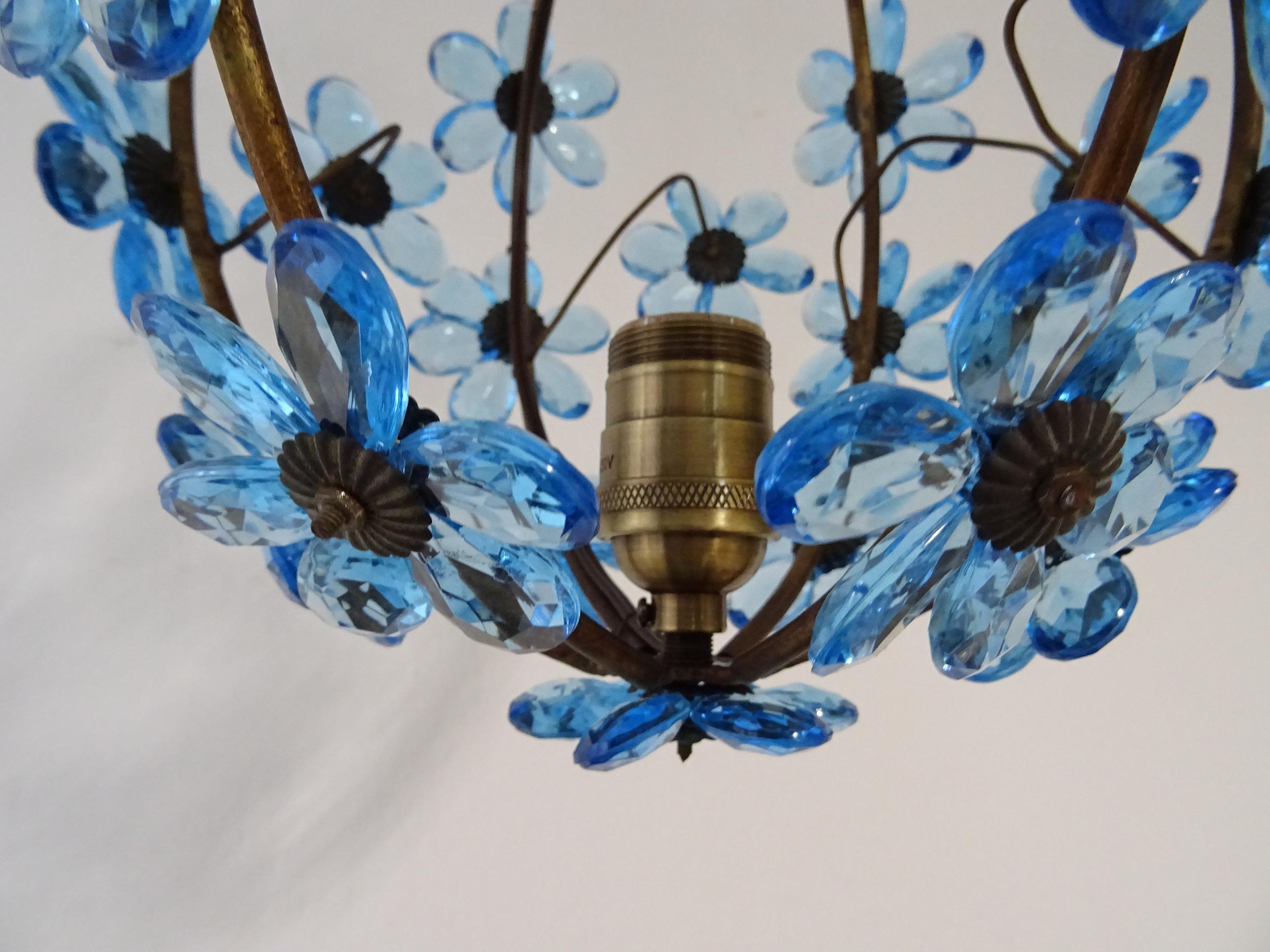 French Blue Flower Ball Crystal Prisms Maison Baguès Style Chandelier, 1920s 4
