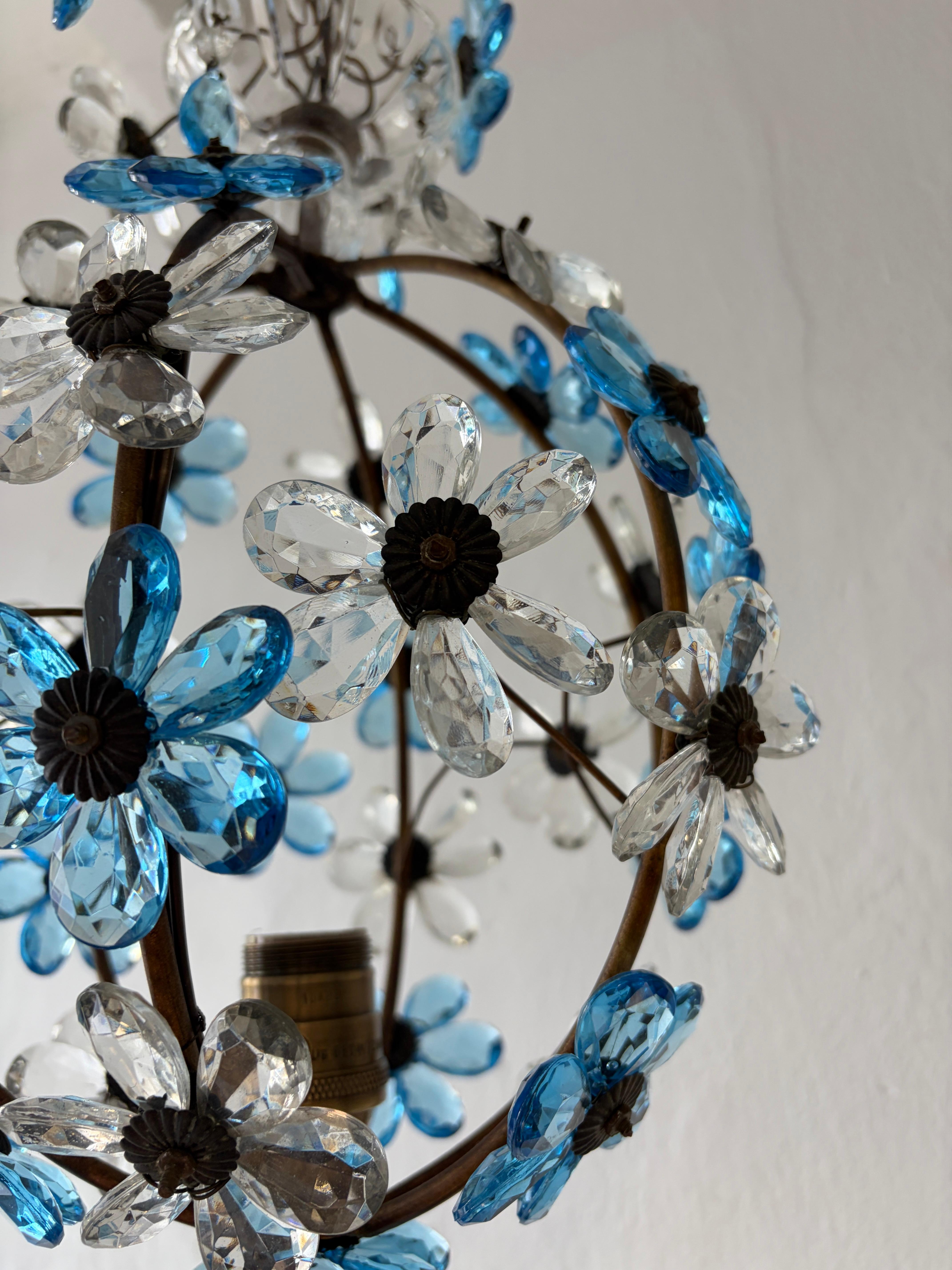 French Blue Flower Ball Crystal Prisms Maison Baguès Style Chandelier, 1920s For Sale 4