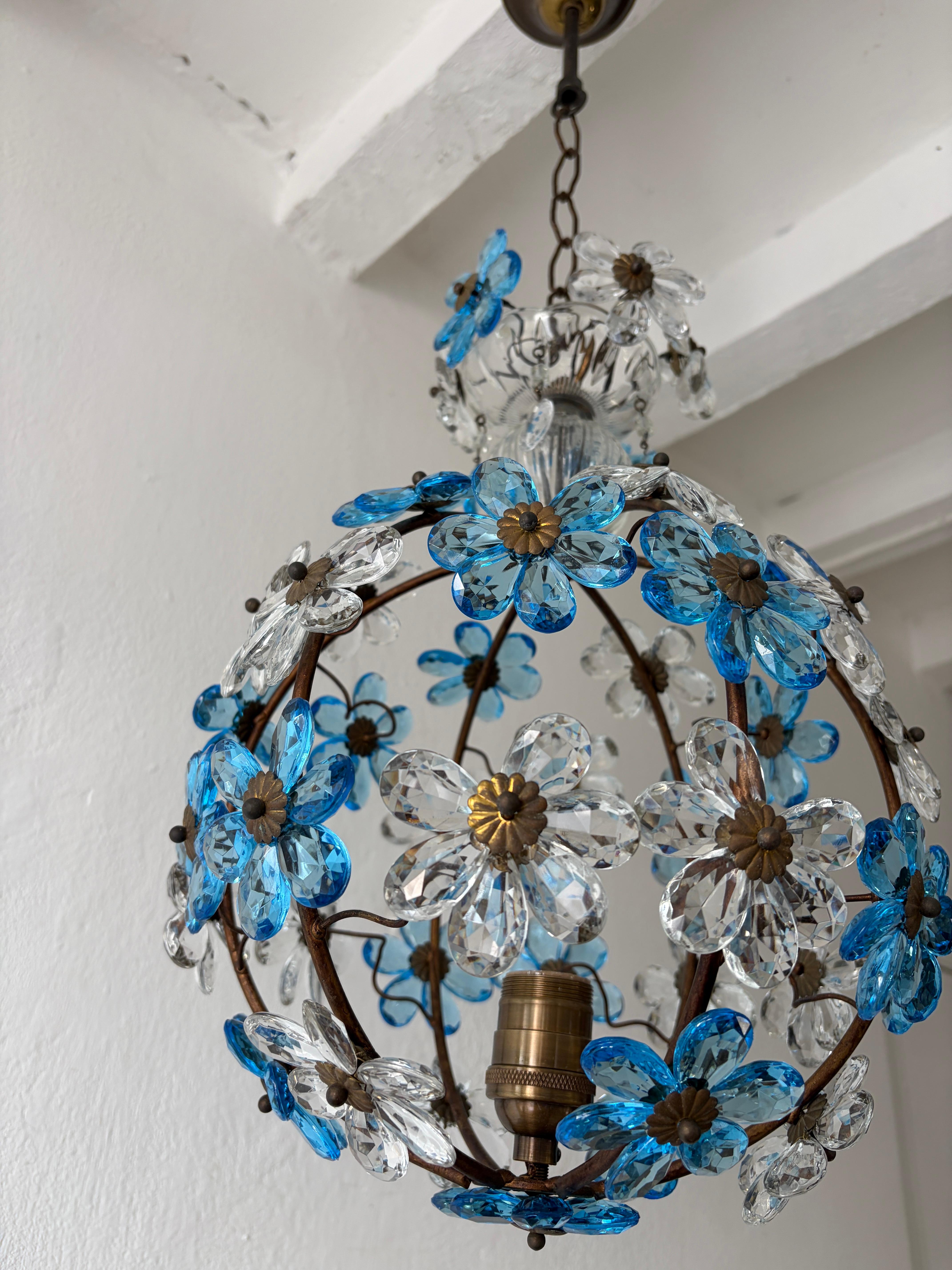 Lustre de style Maison Baguès à prisme en cristal Ball and Ball Ball bleu, années 1920 en vente 3