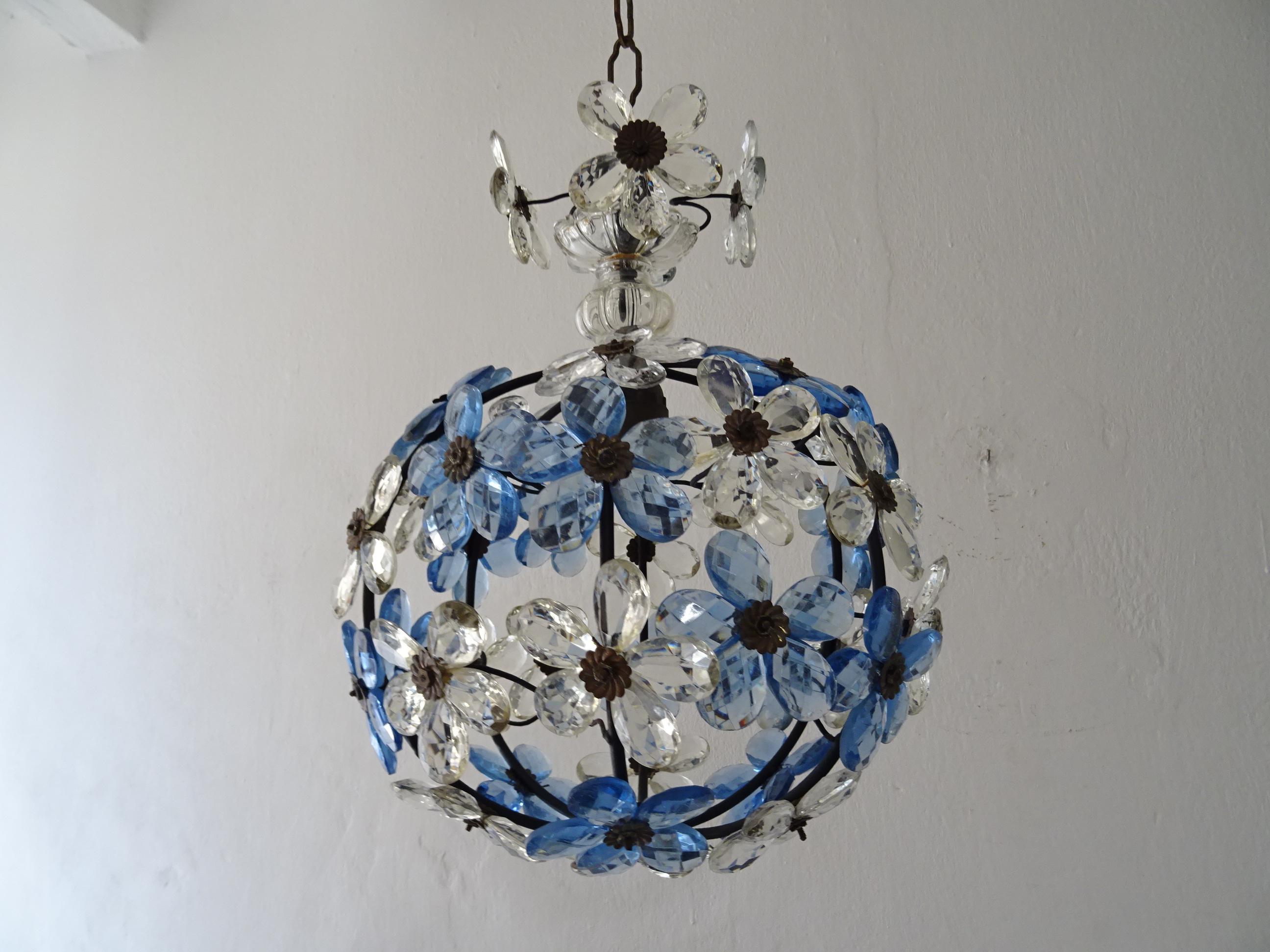 Housing one light. will be rewired with certified US UL socket for the USA, appropriate sockets for all other countries and ready to hang. Clear and blue crystal prisms. Murano glass and crystal bobèche on top with crystal prisms flowers springing