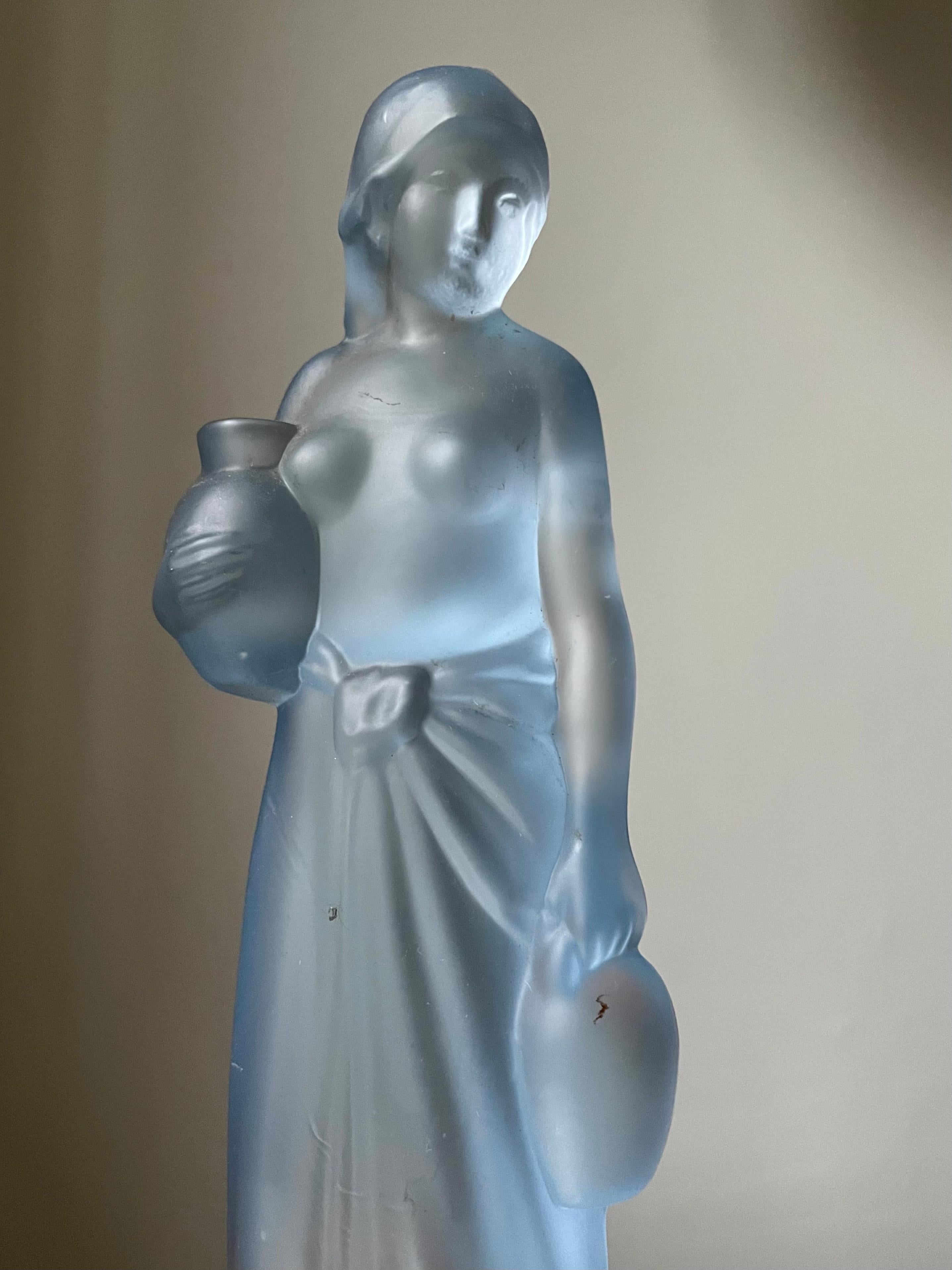 French Art Nouveau Blue Glass Lady Table Lamp, circa 1940s In Good Condition For Sale In Copenhagen, DK