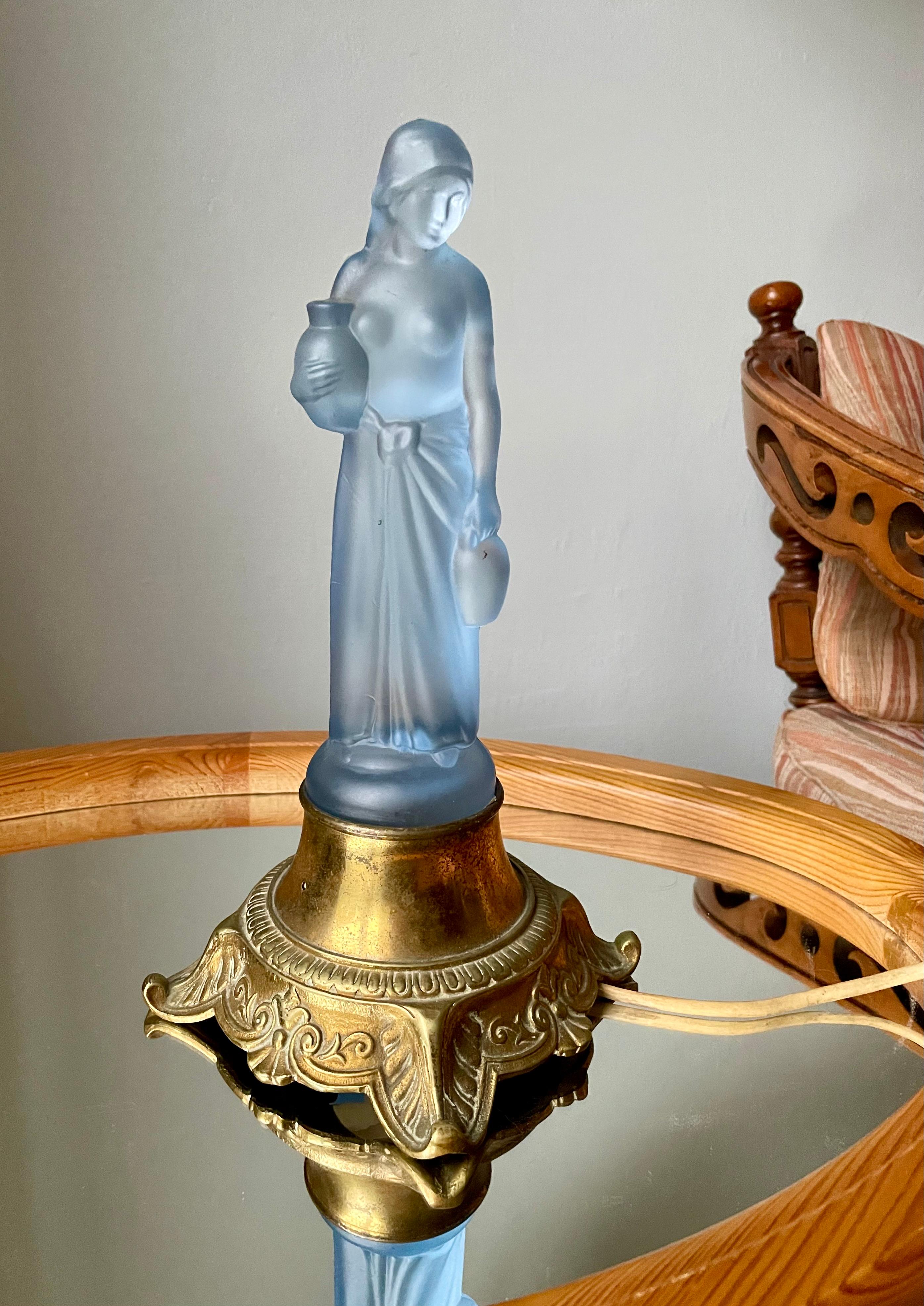 French Art Nouveau Blue Glass Lady Table Lamp, circa 1940s For Sale 4