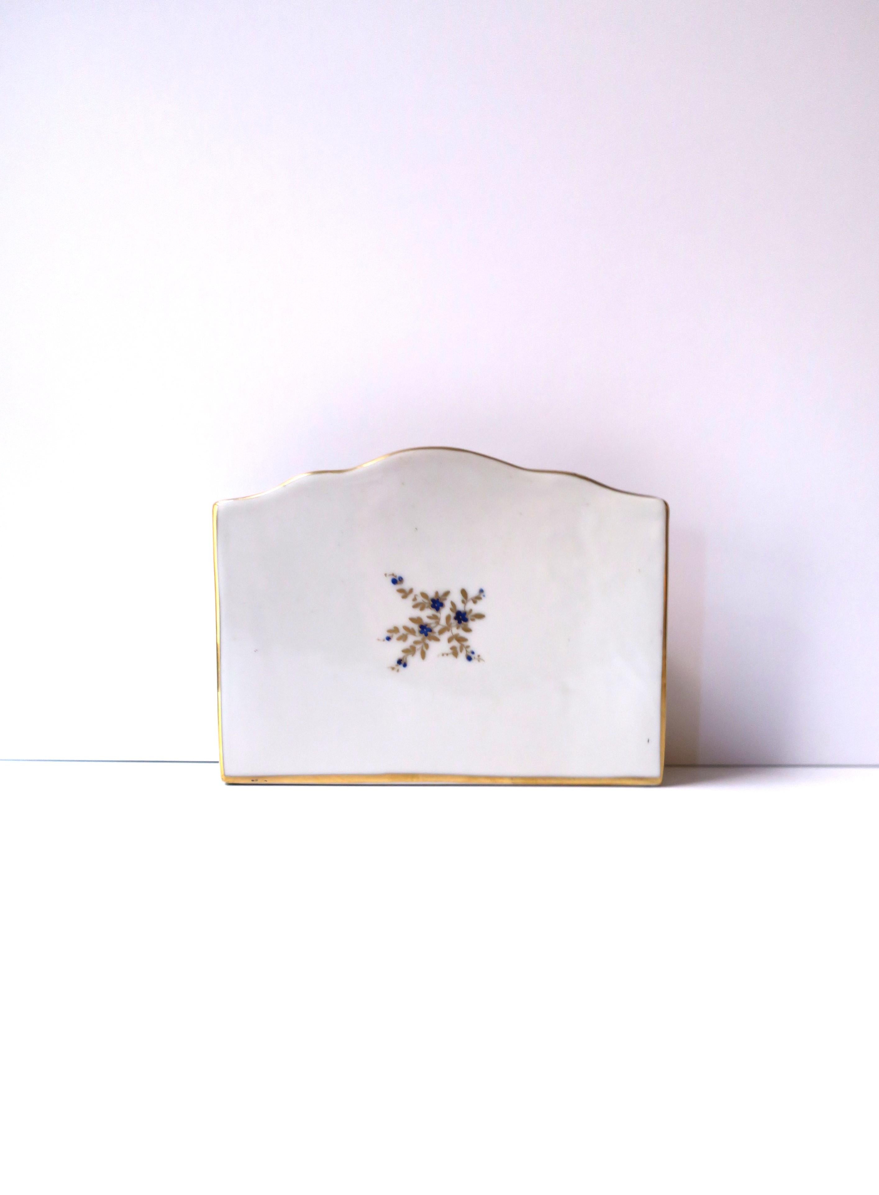 French Blue Gold and White Porcelain Desk Letter Mail Holder from Paris For Sale 4