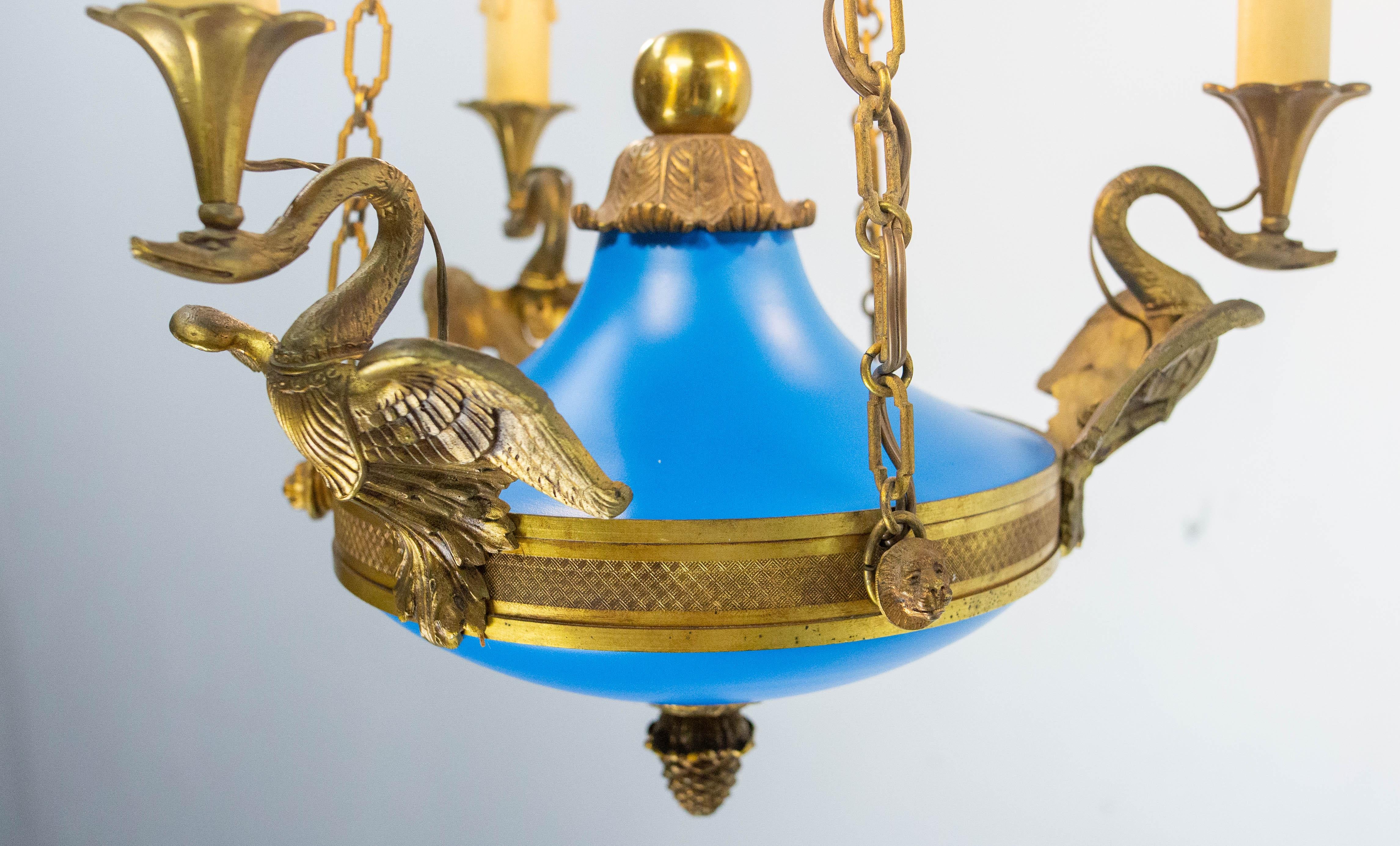 Colgante de techo de metal y latón azul francés estilo Napoleón III, hacia 1960 en Bueno estado para la venta en Labrit, Landes