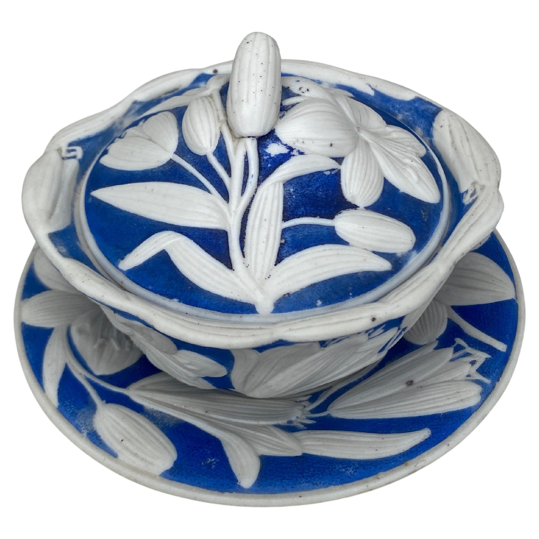 French Blue & White Faience Tureen Creil et Montereau, Circa 1890 For Sale 1