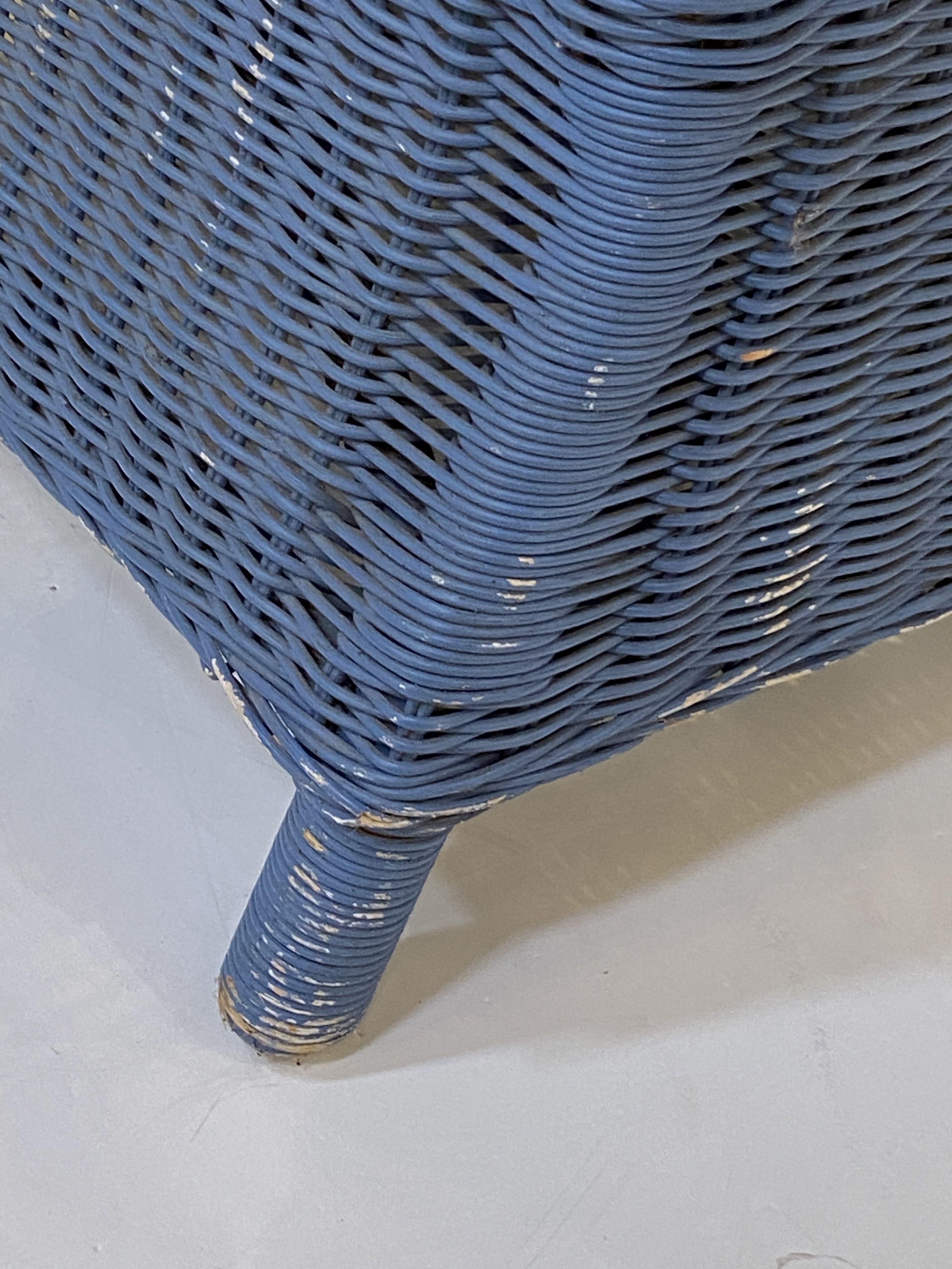 Französische blau gewebte Korbweide-Loungesessel im Art déco-Stil im Art déco-Stil  im Angebot 10