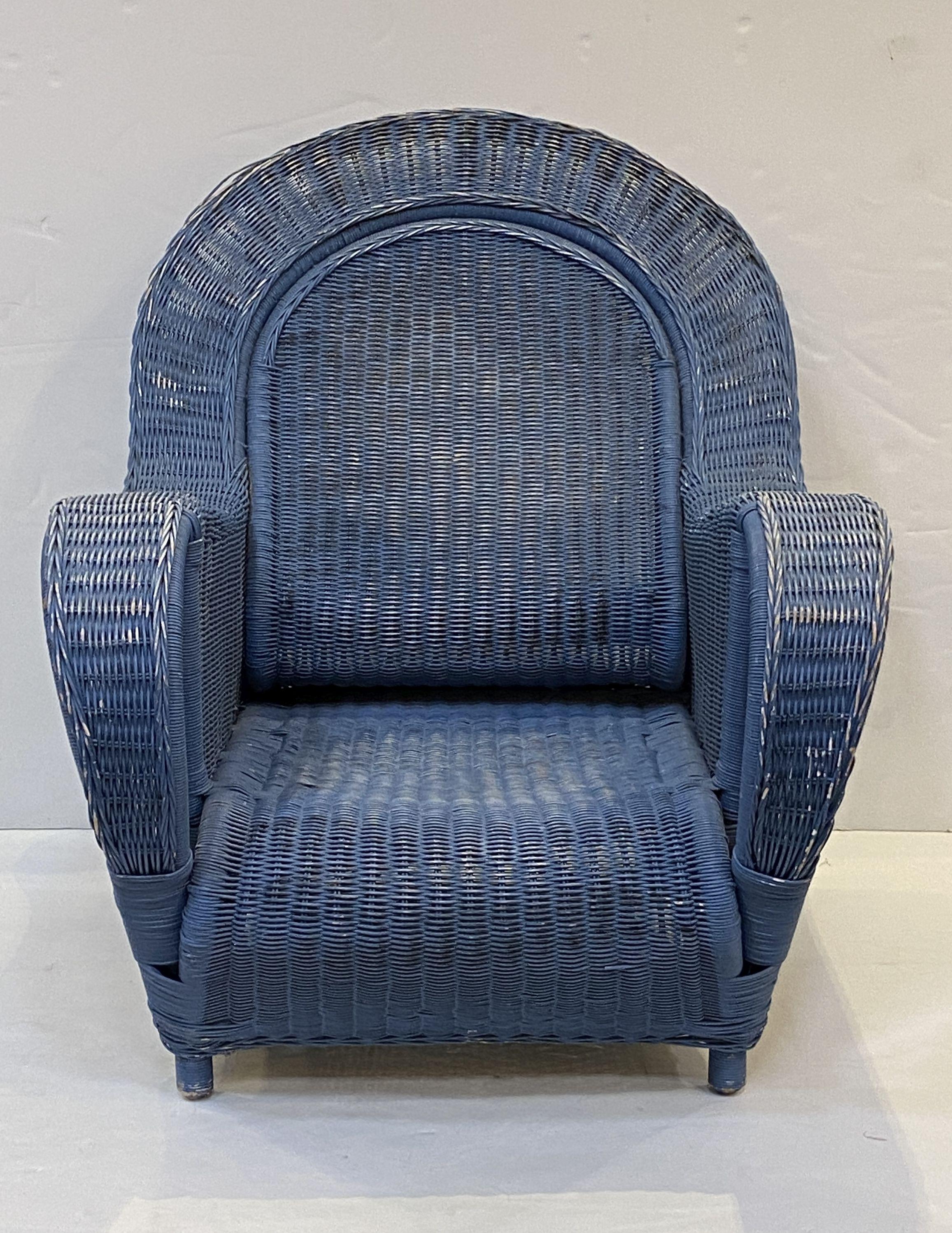 French Blue Woven Wicker Lounge Armchairs in the Art Deco Style  For Sale 3