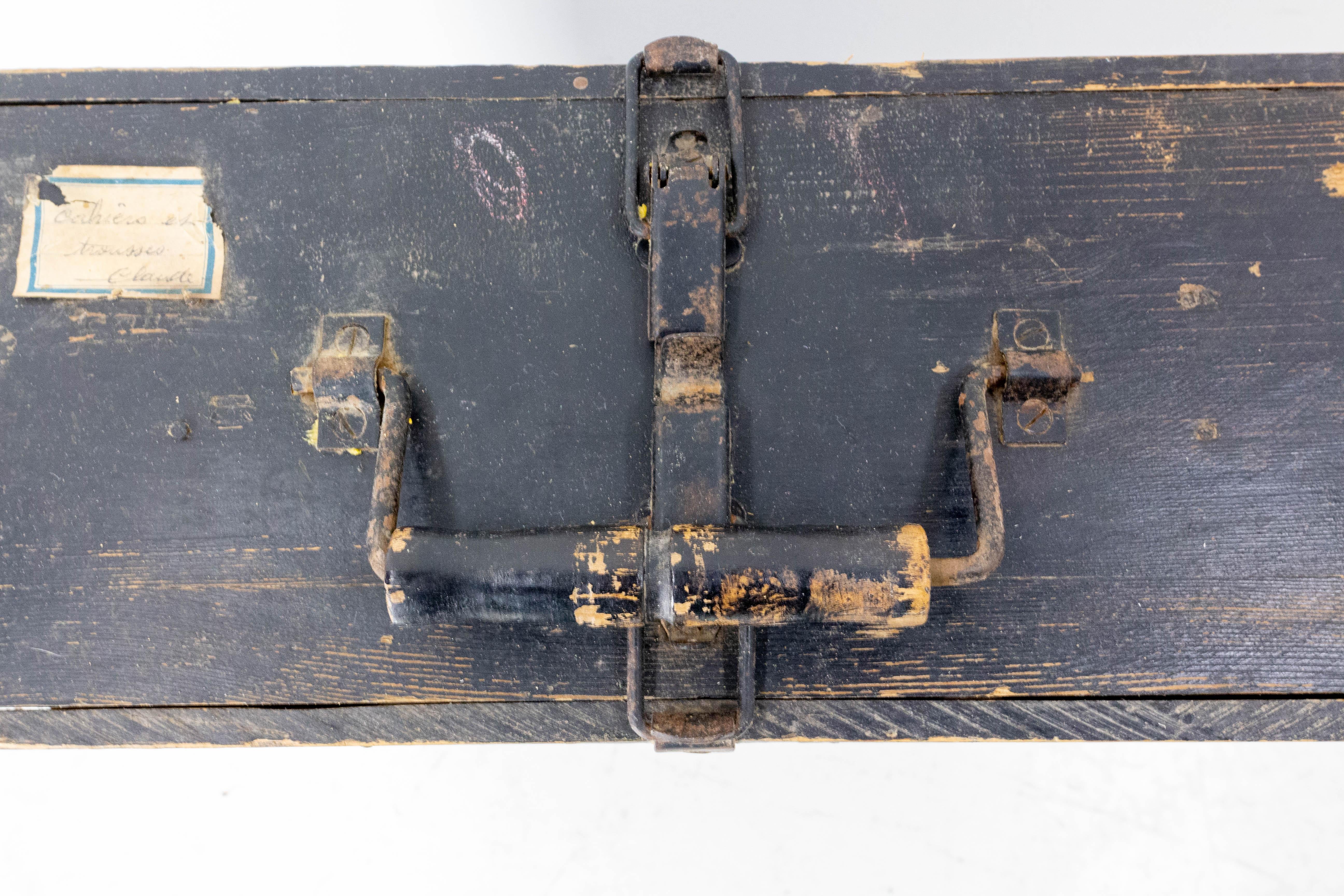 French Boarding Student Suit Case Napoleon III Style Pine, circa 1900 In Good Condition For Sale In Labrit, Landes