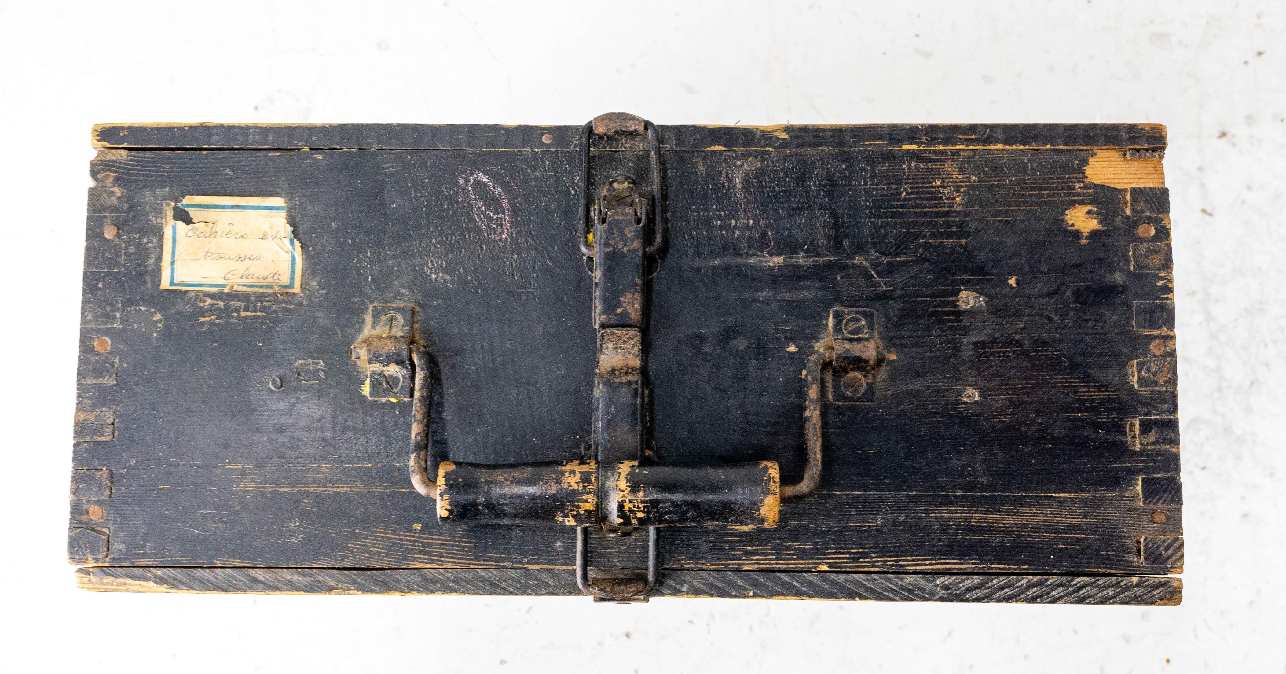 French Boarding Student Suit Case Napoleon III Style Pine, circa 1900 For Sale 2