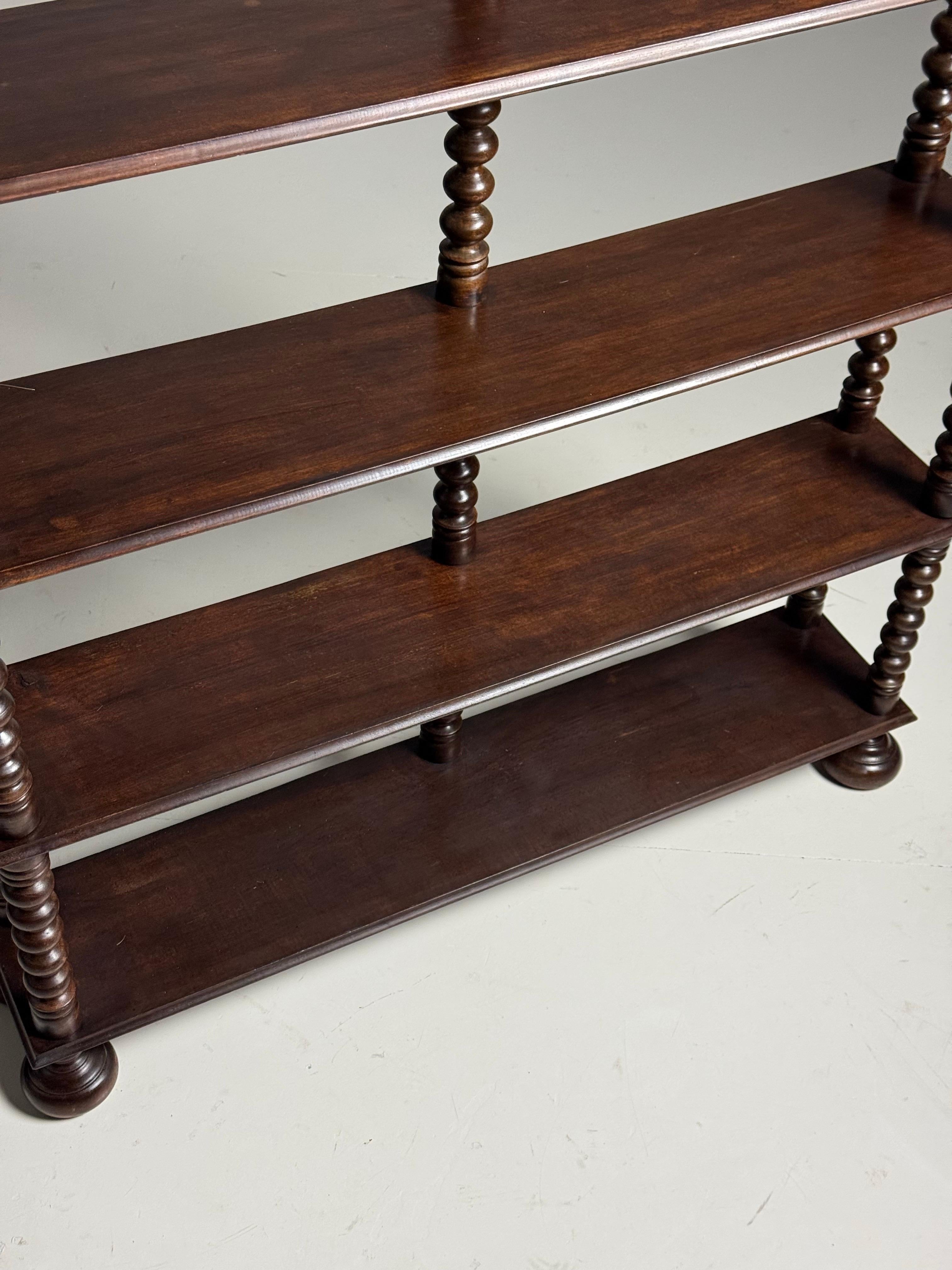 Libreria francese Bobbin dell'inizio del XX secolo in vendita 6