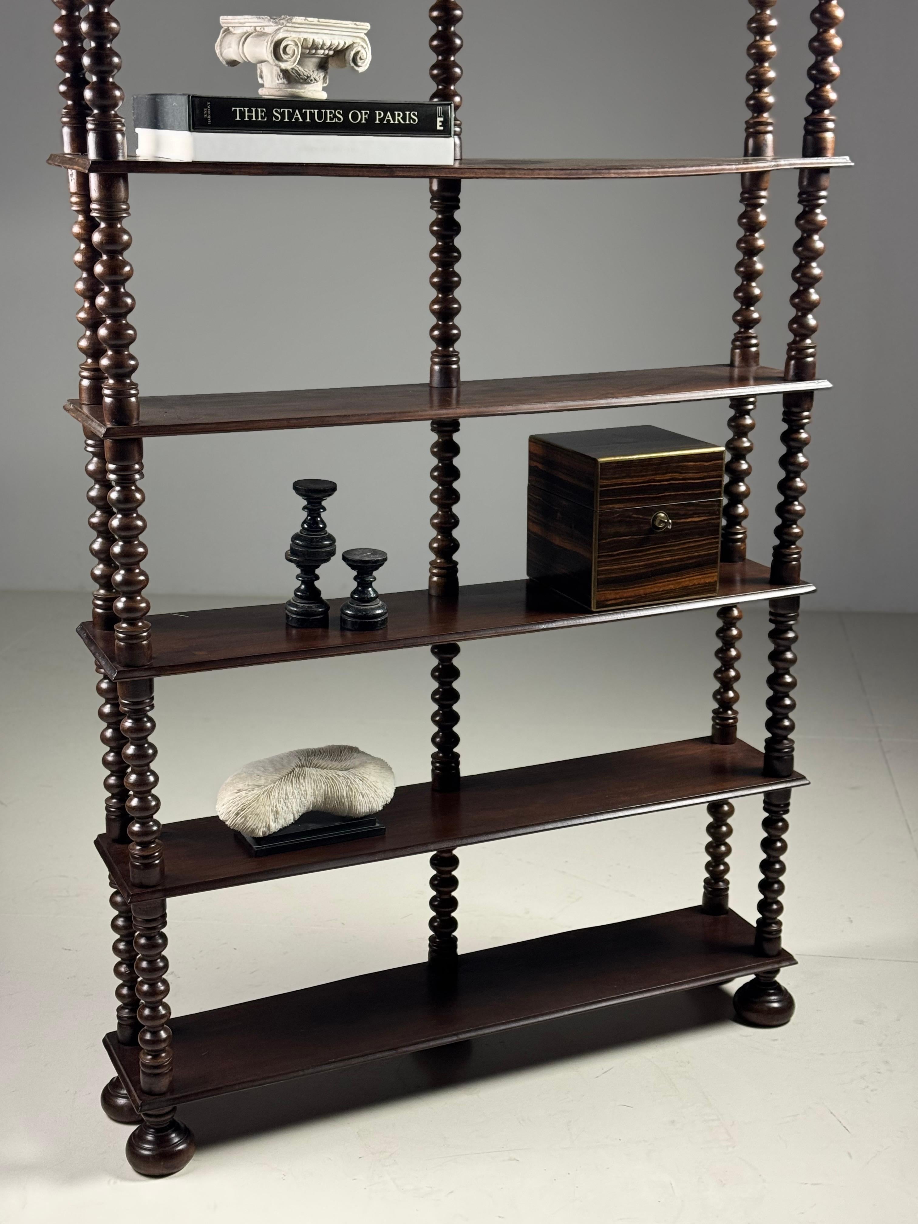 Libreria francese Bobbin dell'inizio del XX secolo in vendita 7