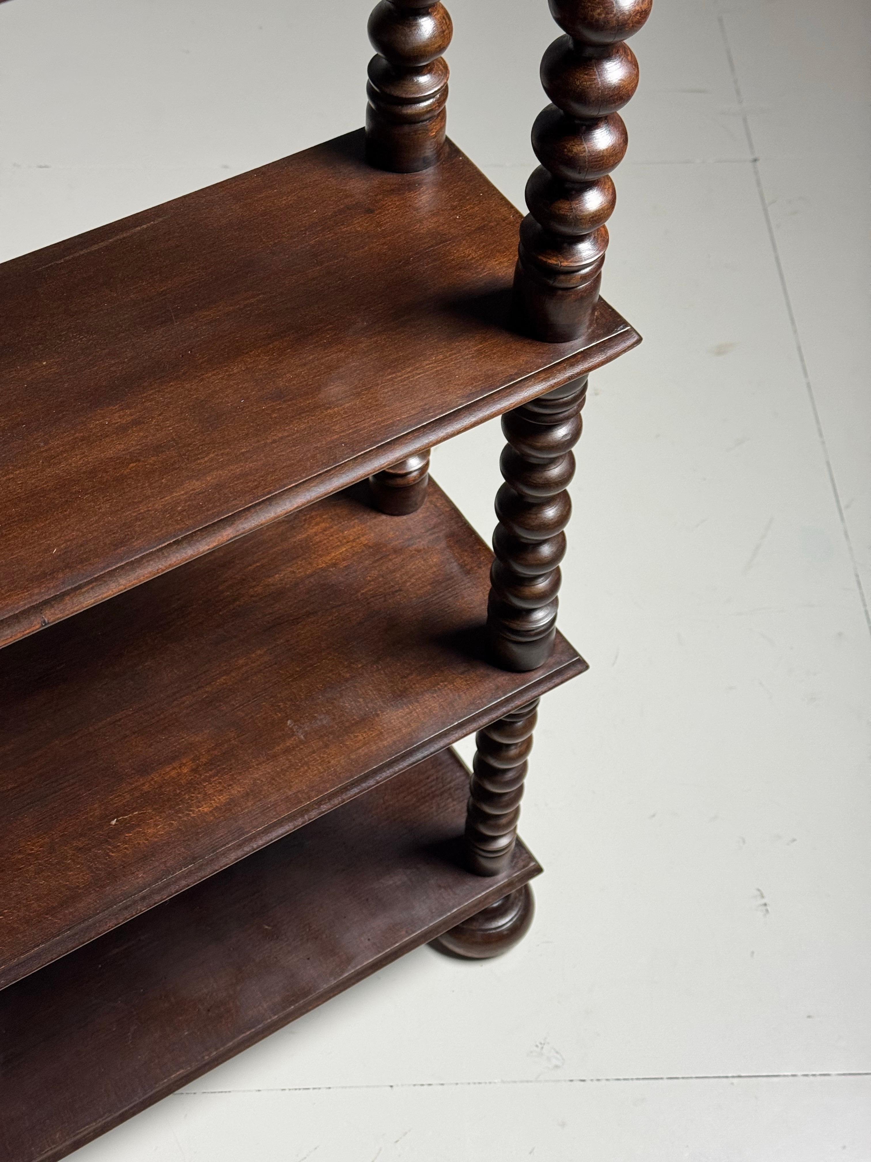 Libreria francese Bobbin dell'inizio del XX secolo in vendita 11