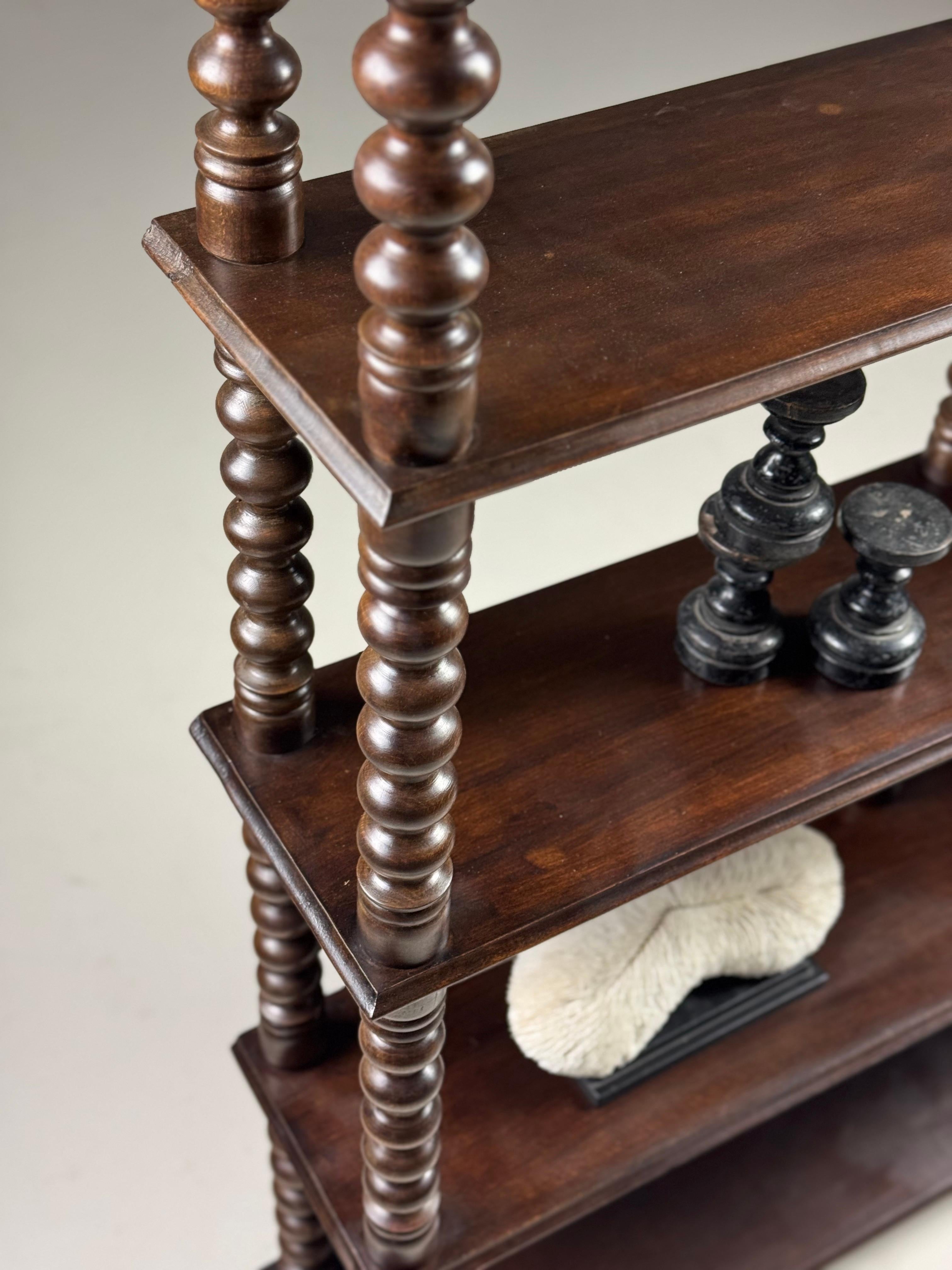 Libreria francese Bobbin dell'inizio del XX secolo in vendita 12