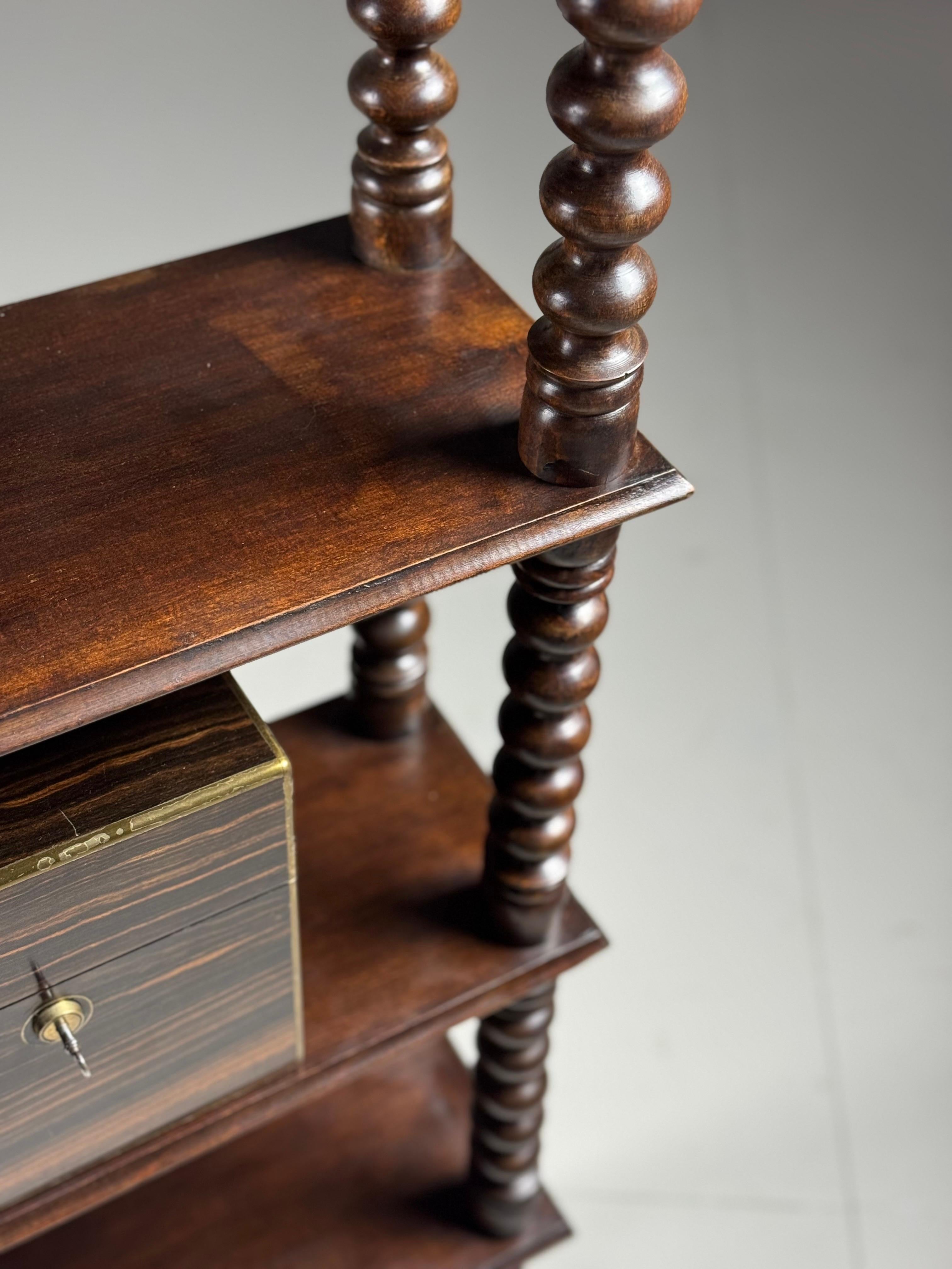 Libreria francese Bobbin dell'inizio del XX secolo In condizioni buone in vendita a MILL, NL