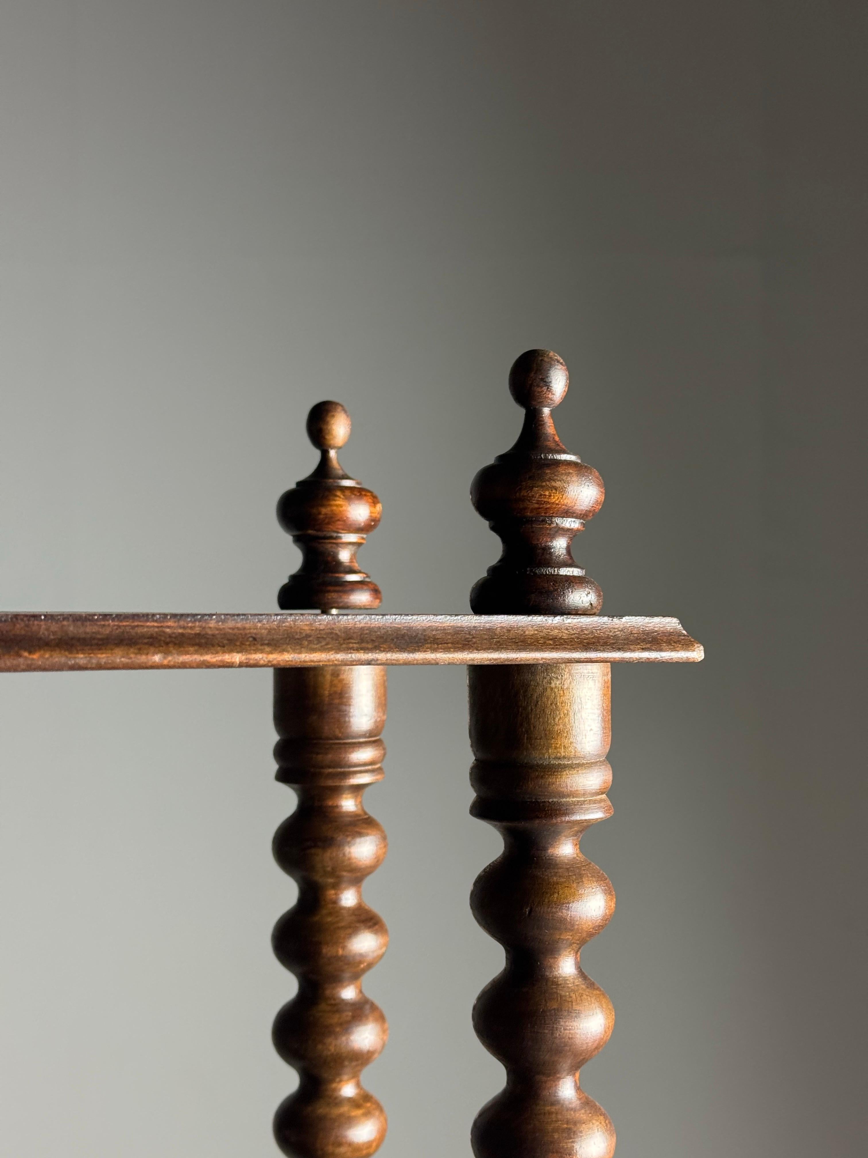 Libreria francese Bobbin dell'inizio del XX secolo in vendita 4