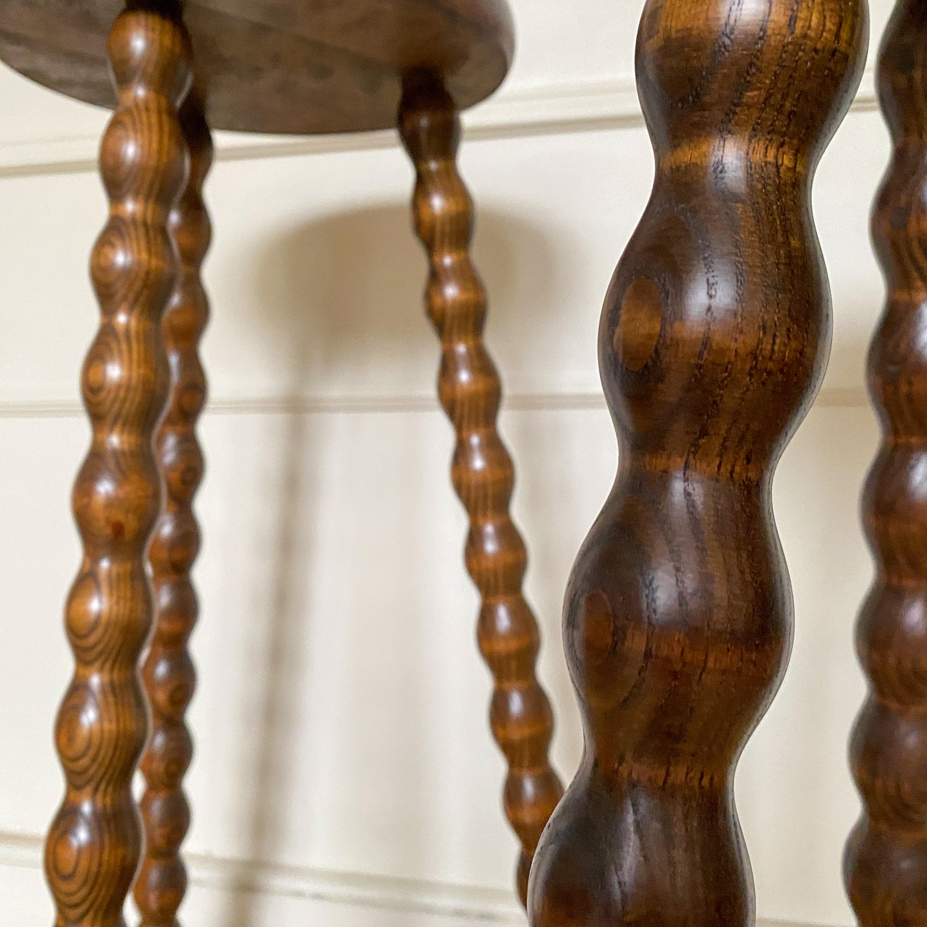 bobbin stand