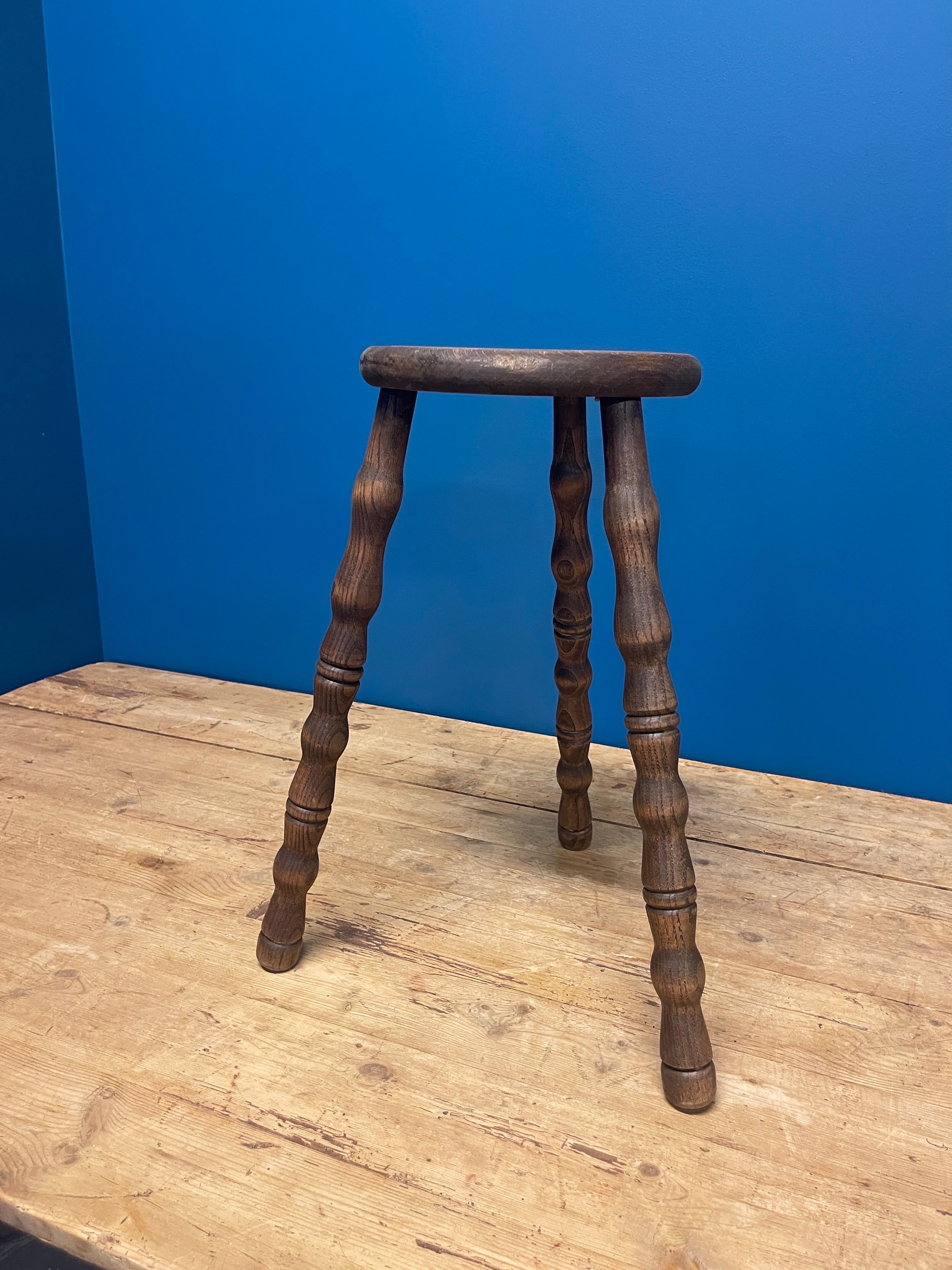 Turned French bobbin stool - Brutalist For Sale