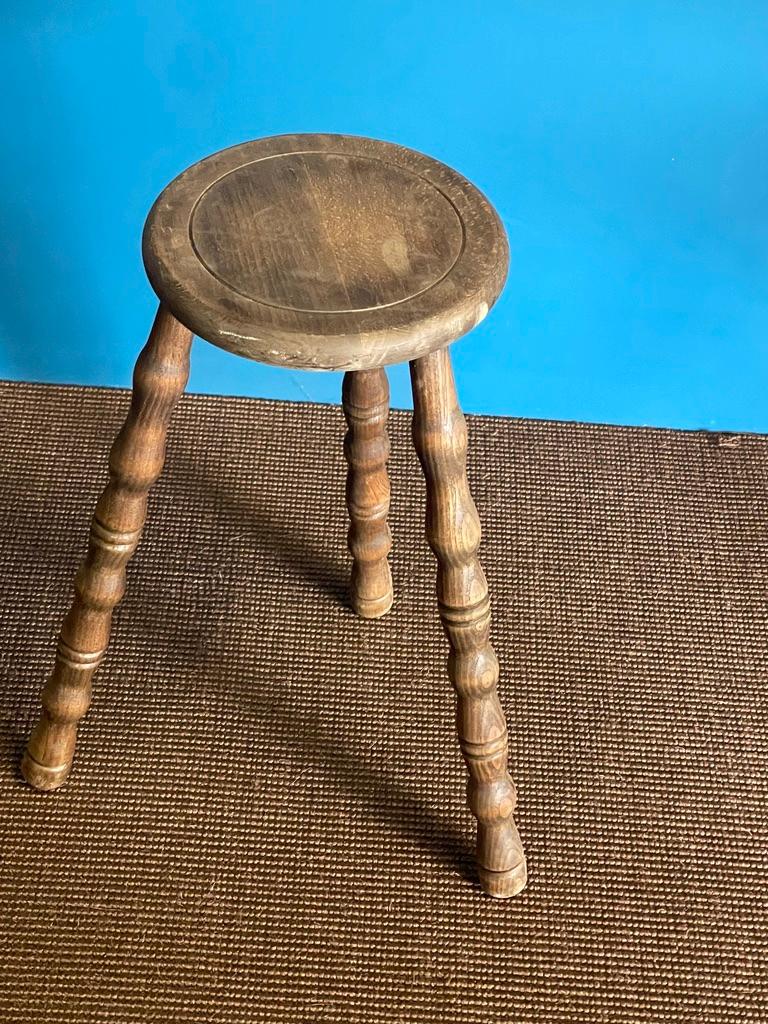 Tabouret français en fuseau dans le style brutaliste, France, années 1960 Bon état - En vente à Knokke-Heist, BE