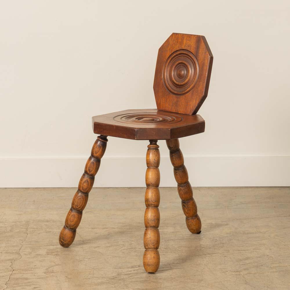 Chaise tripode en Bobbin Wood par Charles Dudouyt en vente 3